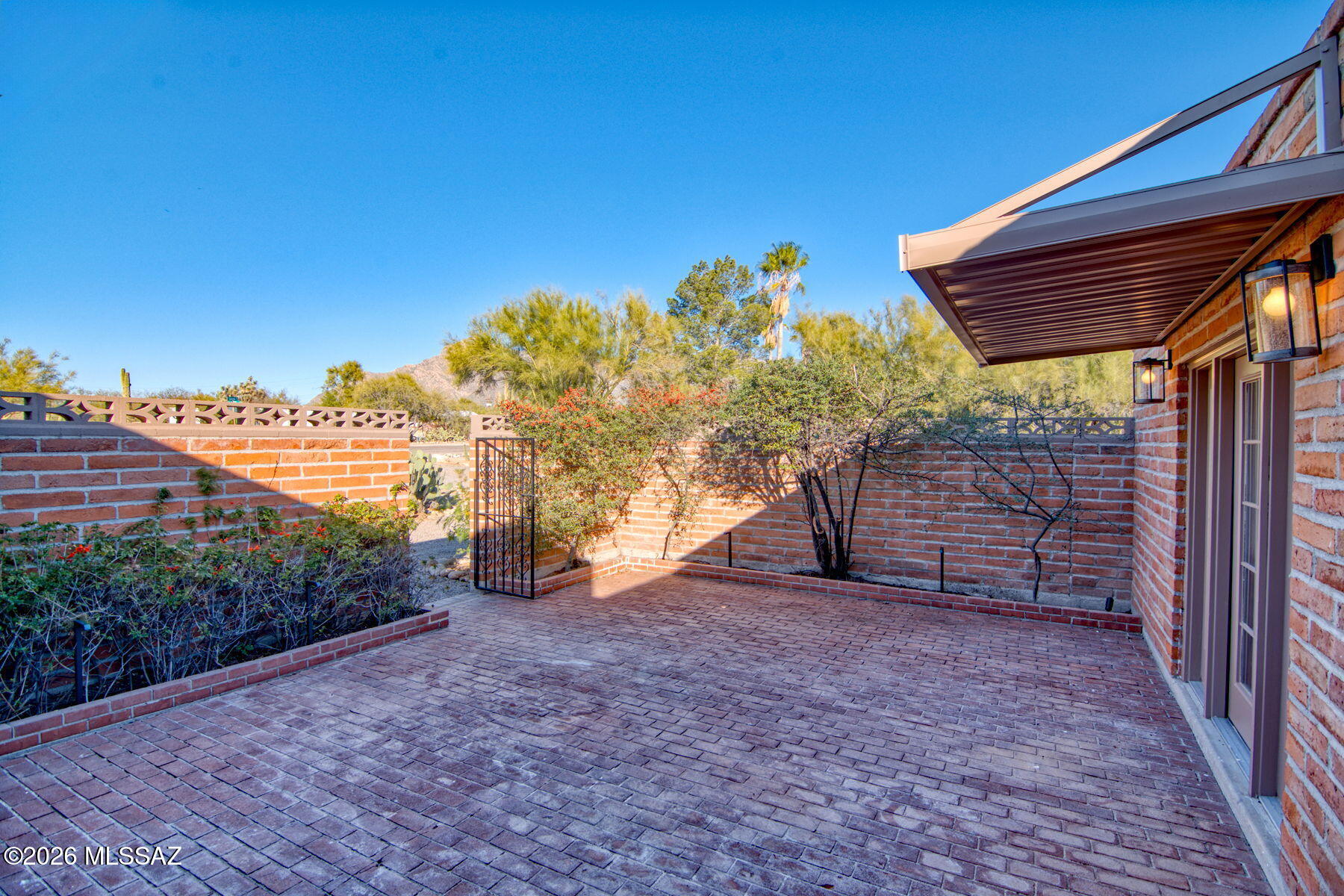 Casas Adobes Estates Resub. (1-67) - Residential
