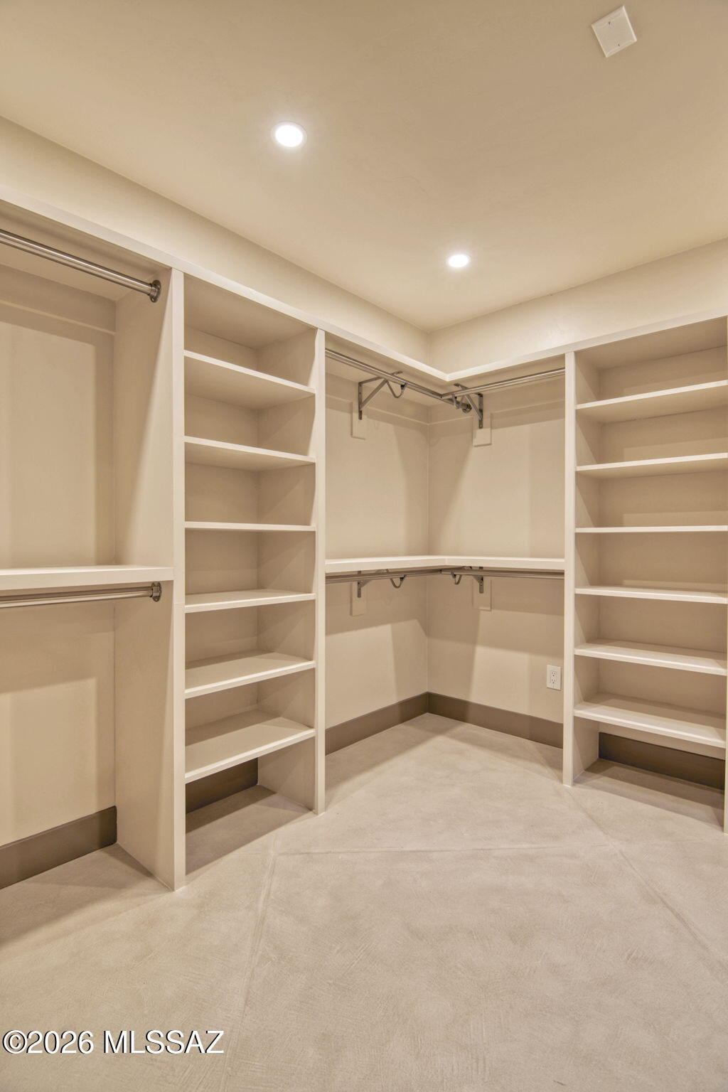 Casas Adobes Estates Resub. (1-67) - Residential