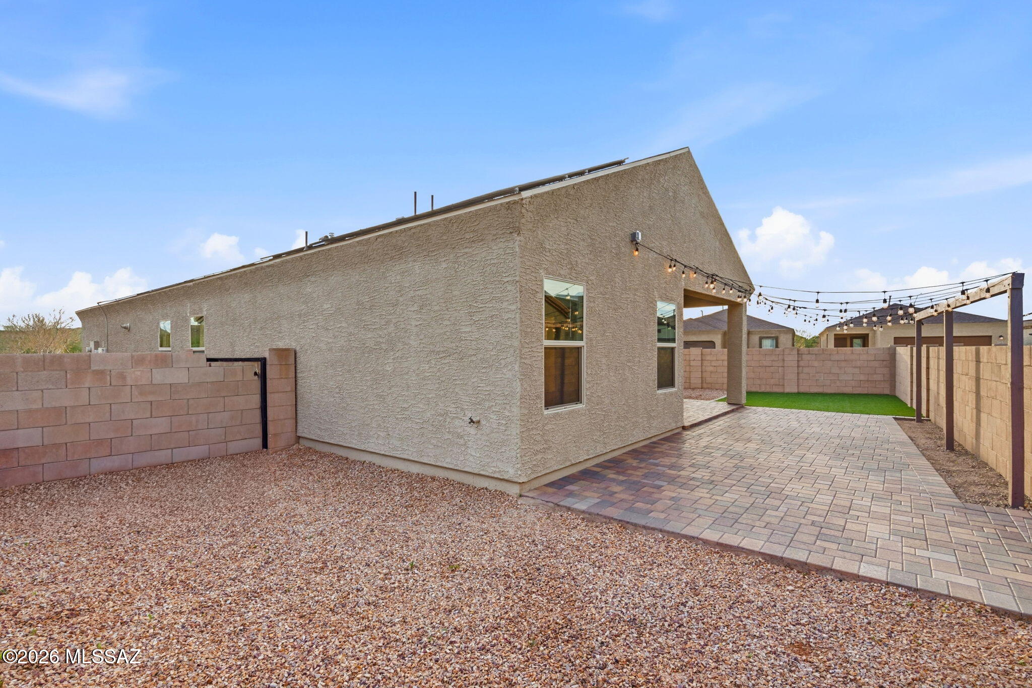 Tres Pueblos Este - Residential