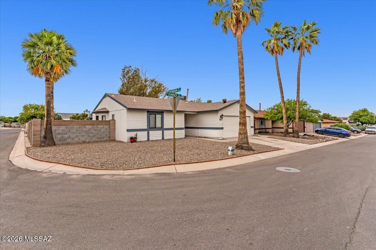 Meadowbrook (273-334, 348-403, 410-532) - Residential