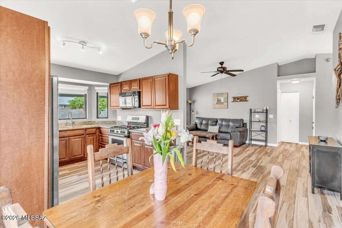 Meadowbrook (273-334, 348-403, 410-532) - Residential