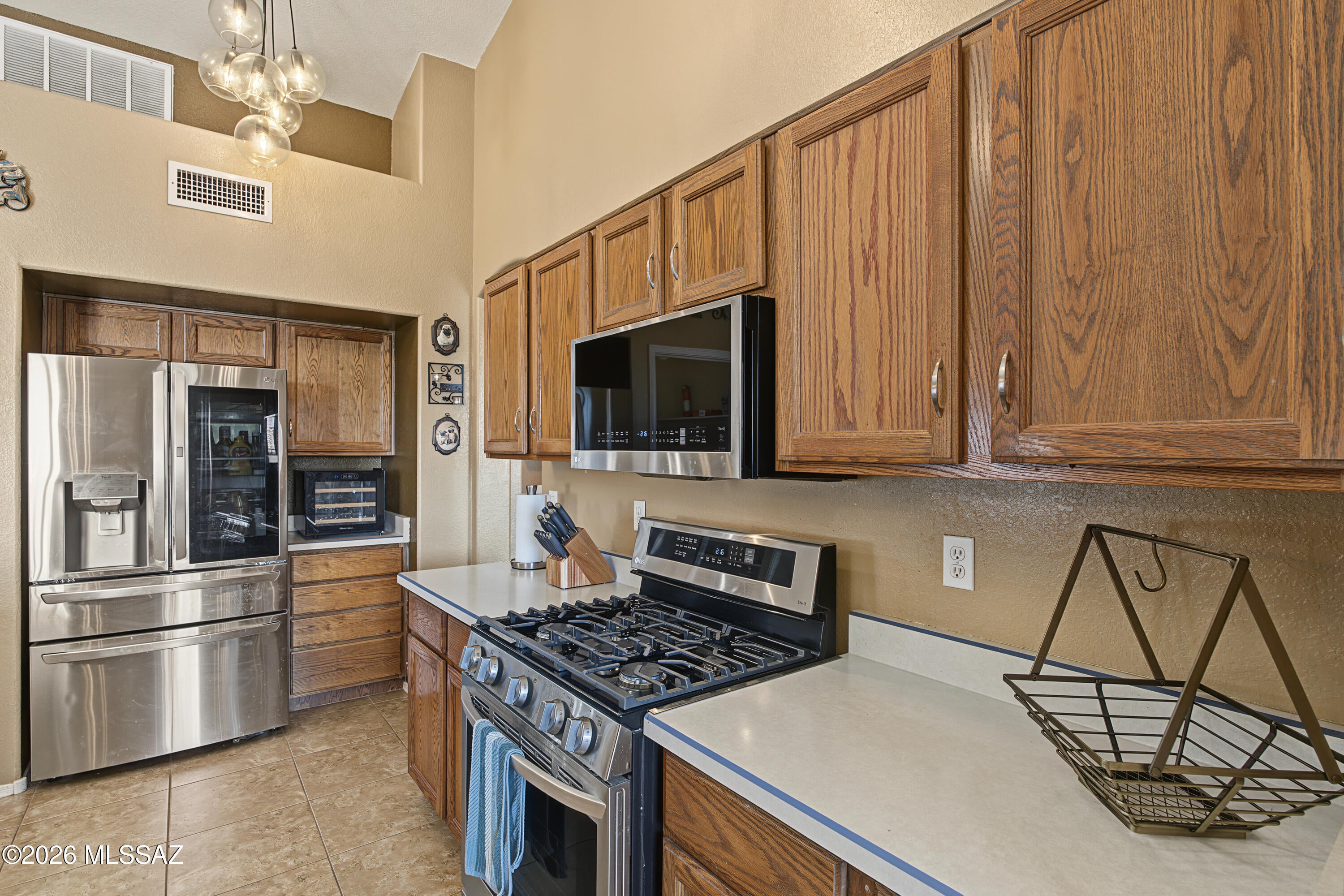Hacienda Del Oro (1-78) - Residential