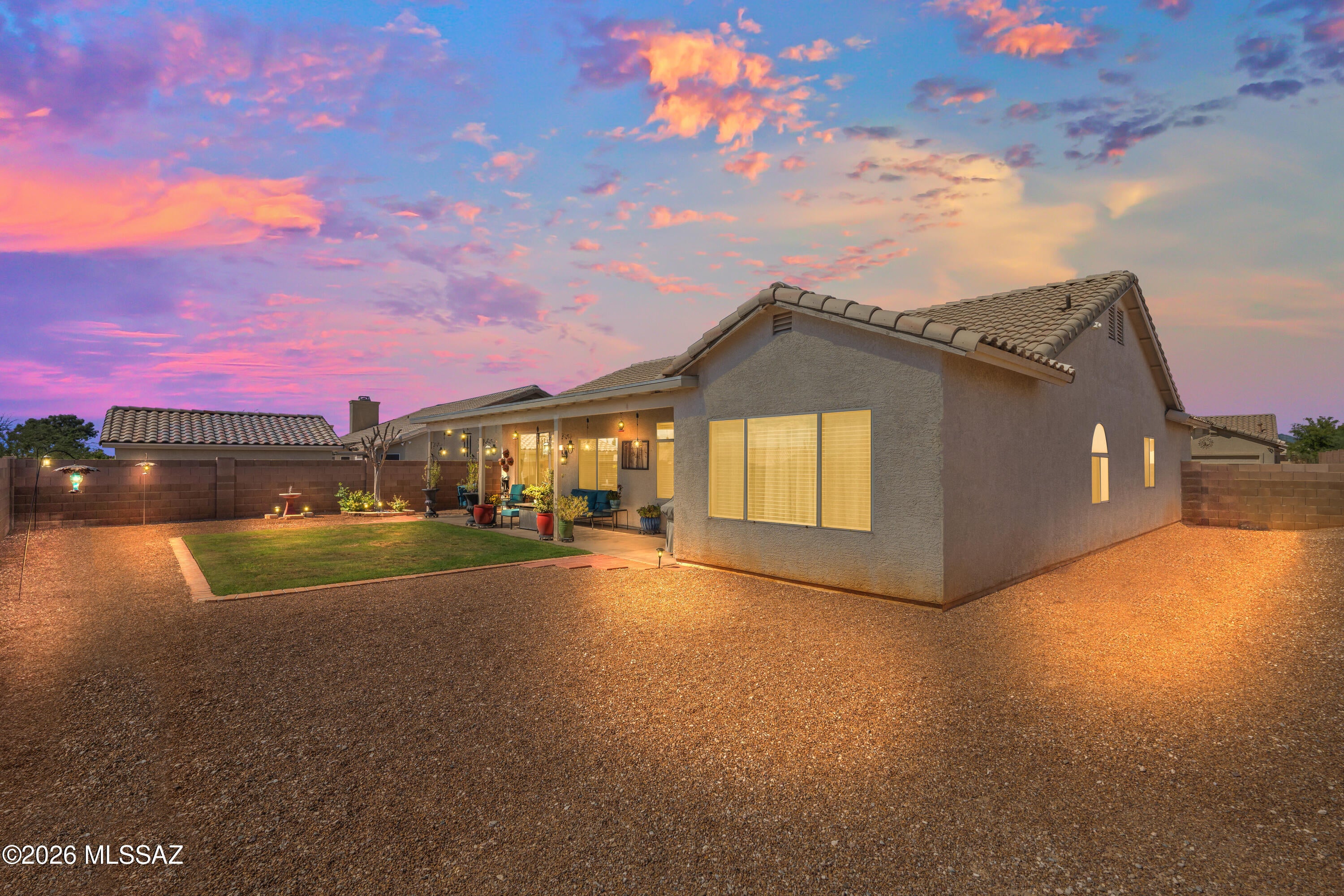 Hacienda Del Oro (1-78) - Residential