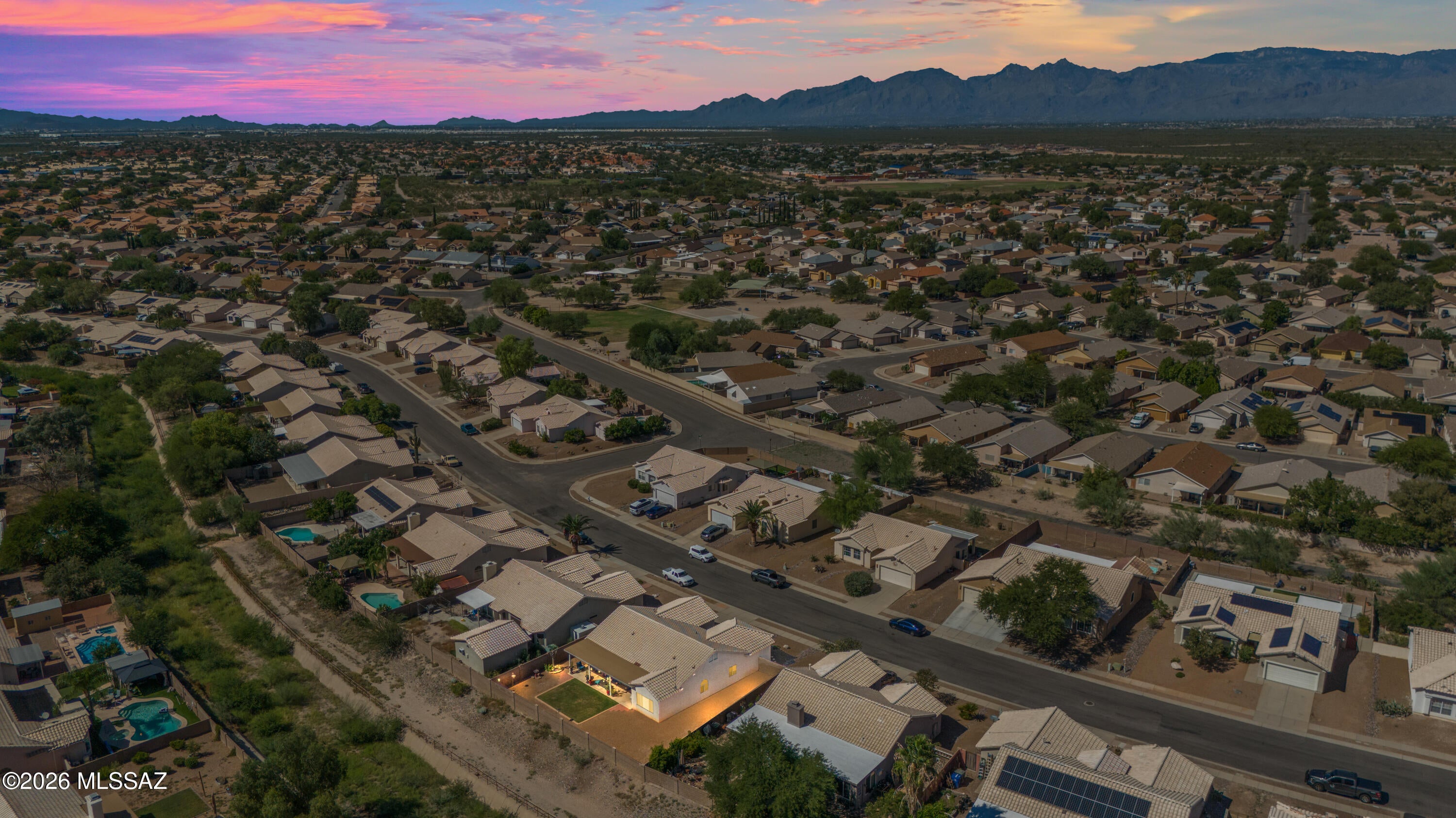 Hacienda Del Oro (1-78) - Residential
