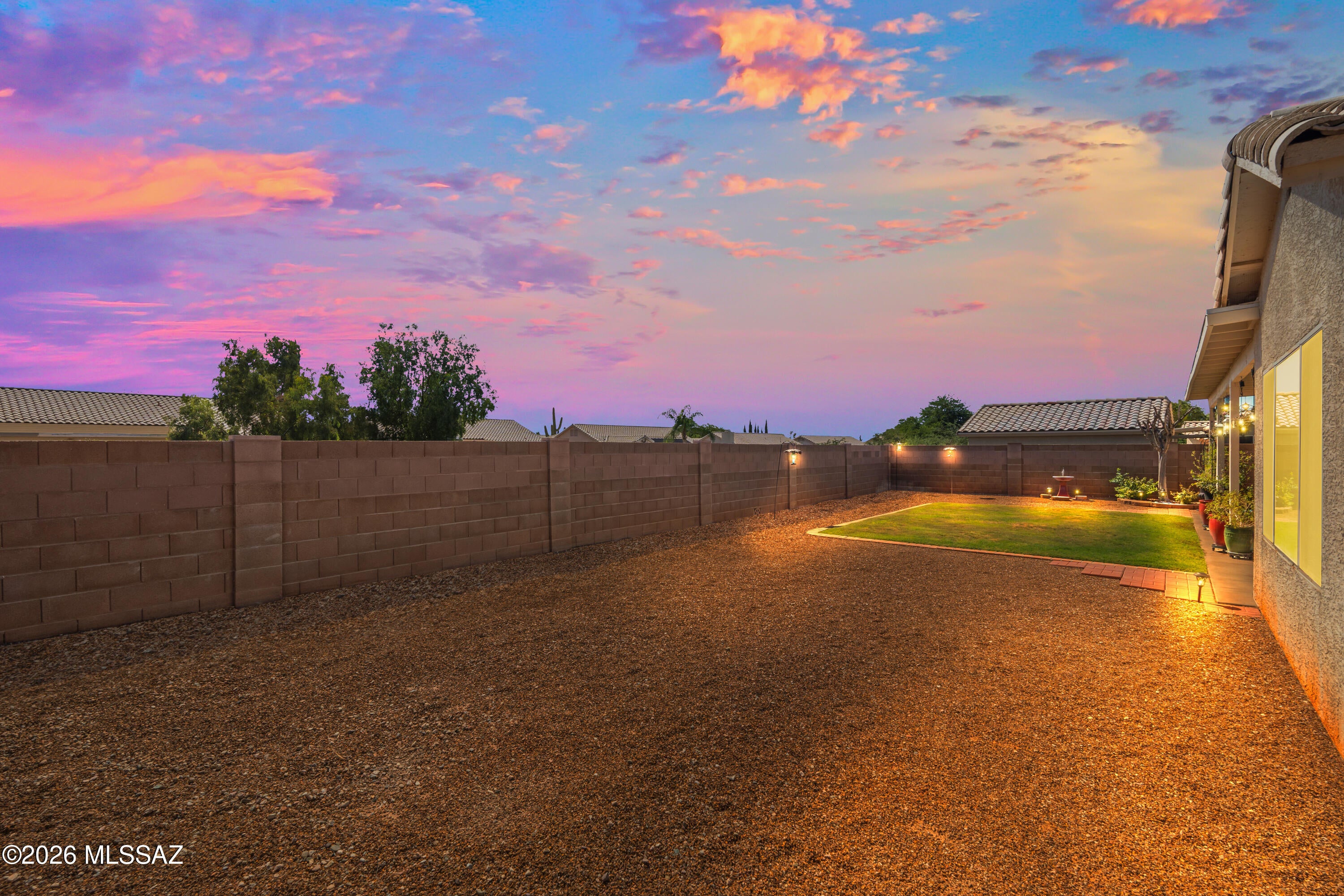 Hacienda Del Oro (1-78) - Residential