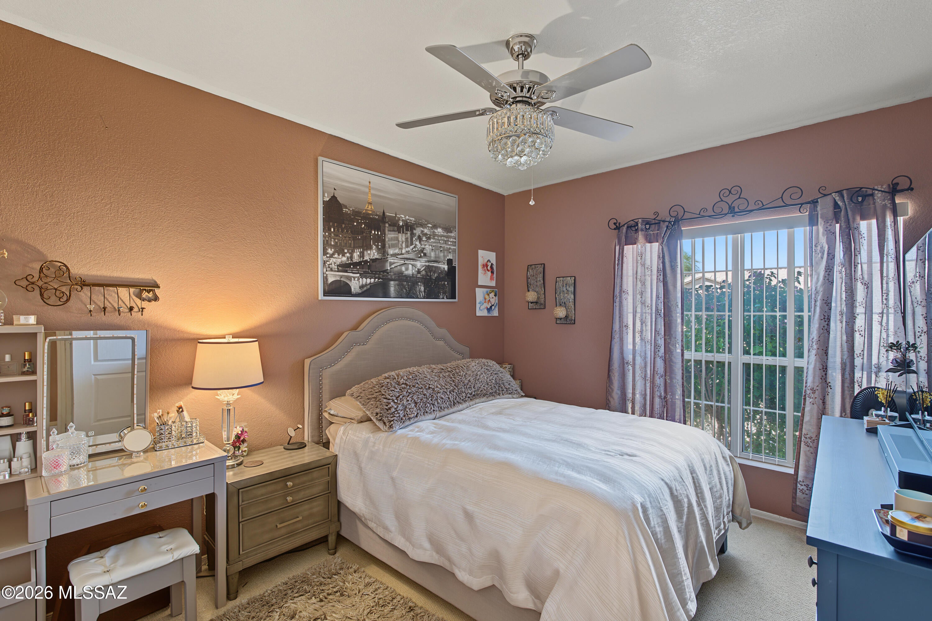 Hacienda Del Oro (1-78) - Residential