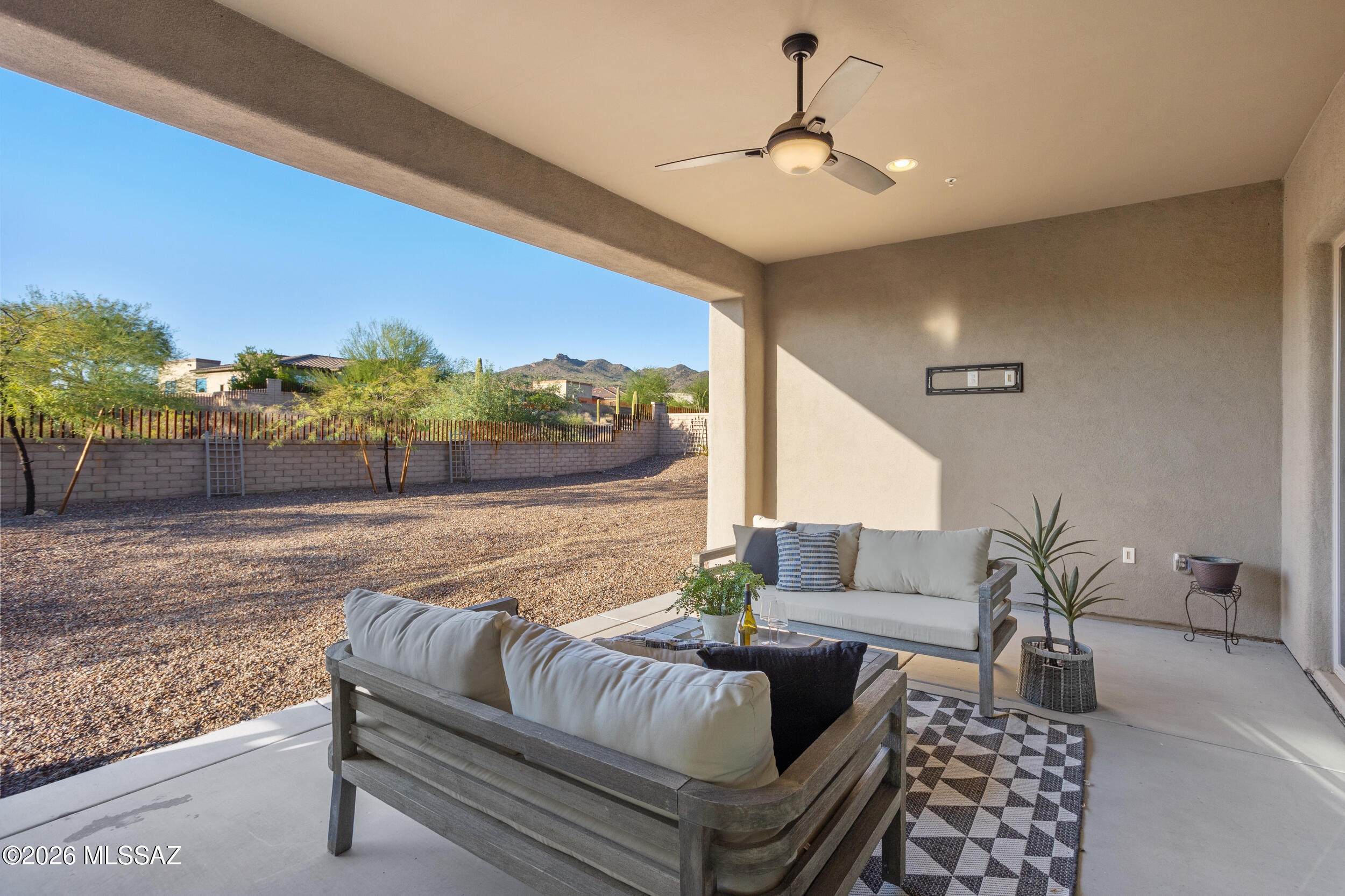 Los Saguaros At Dove Mountain SQ20121640199 - Residential