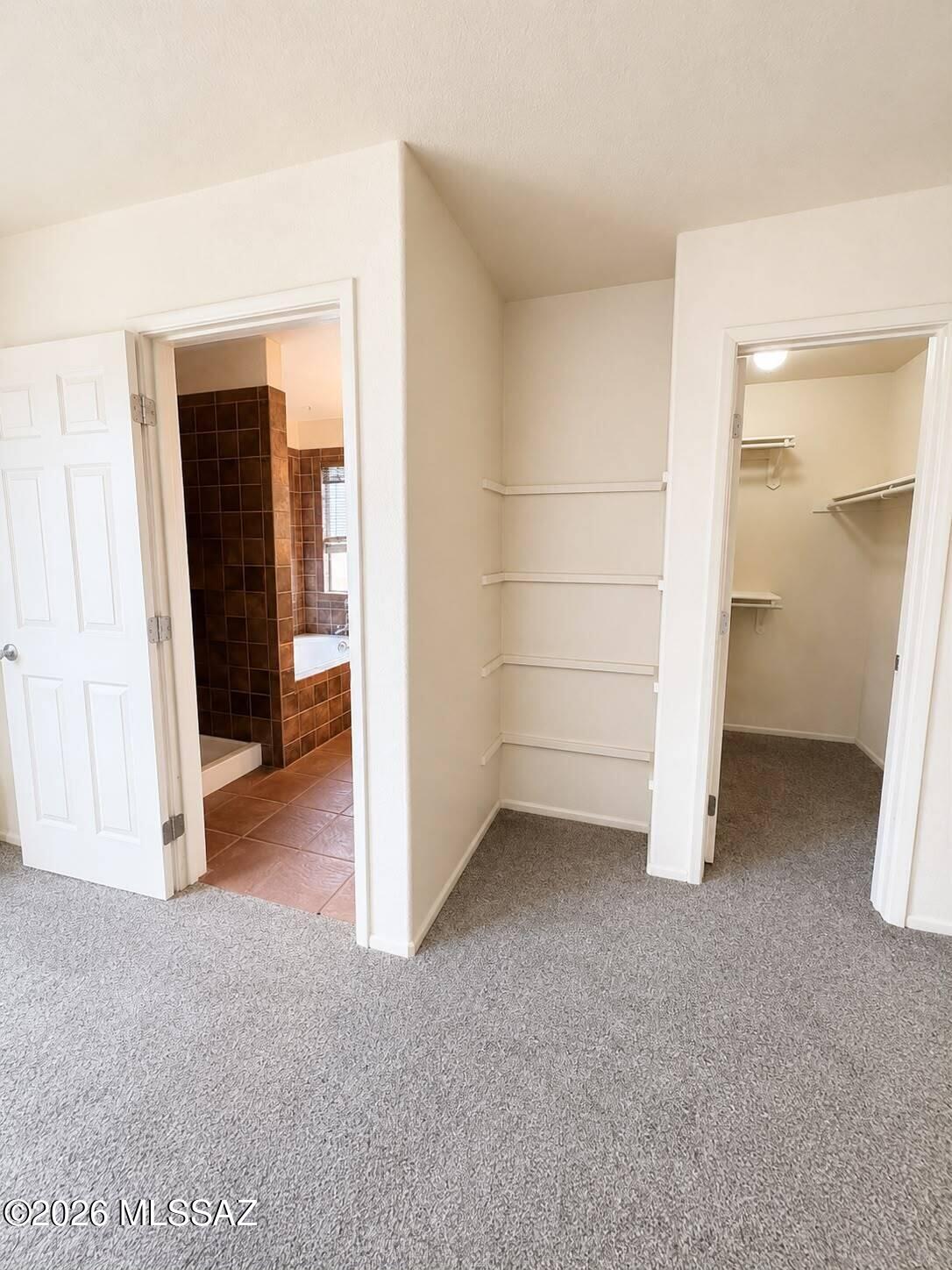 Mission West (1-370) - Residential