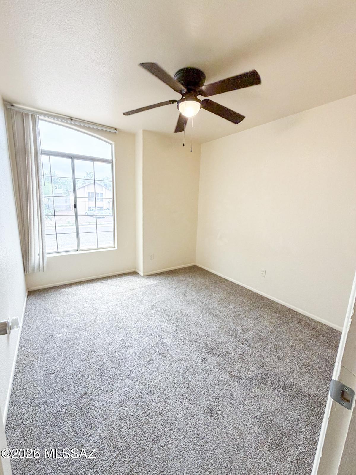 Mission West (1-370) - Residential