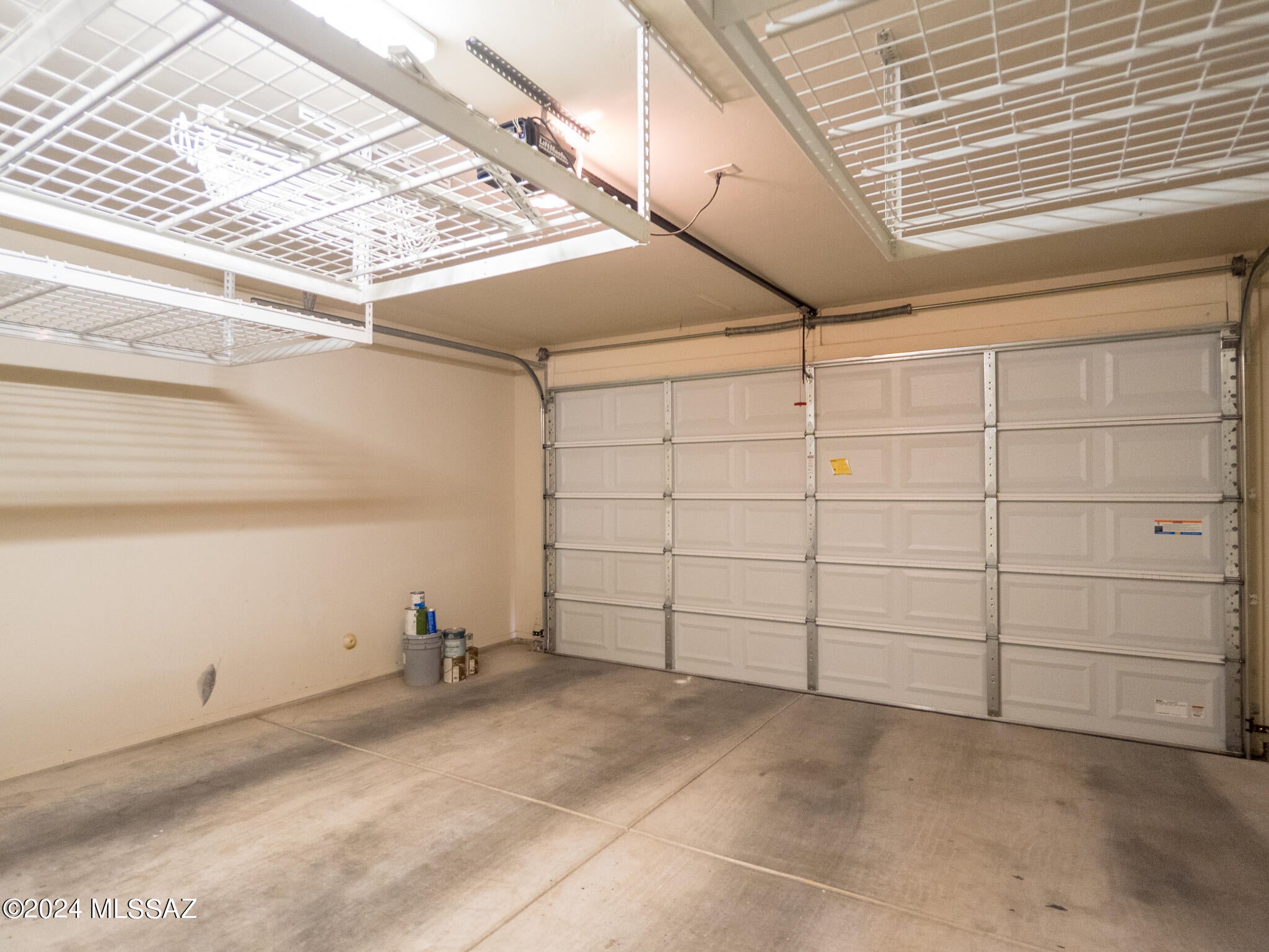 River Walk (1-140) - Residential Lease