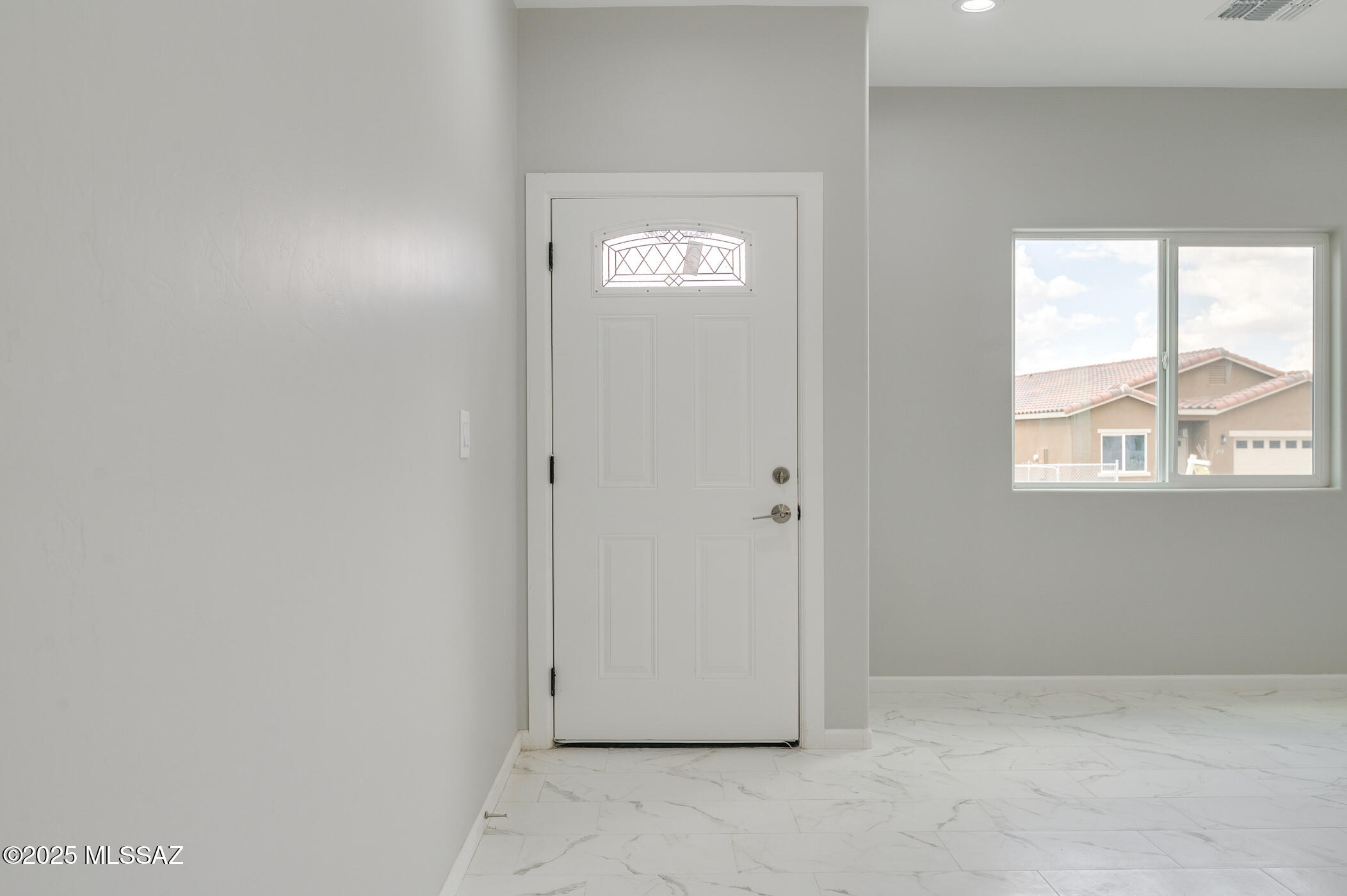 New Tucson Unit NO. 4 (1-203) - Residential