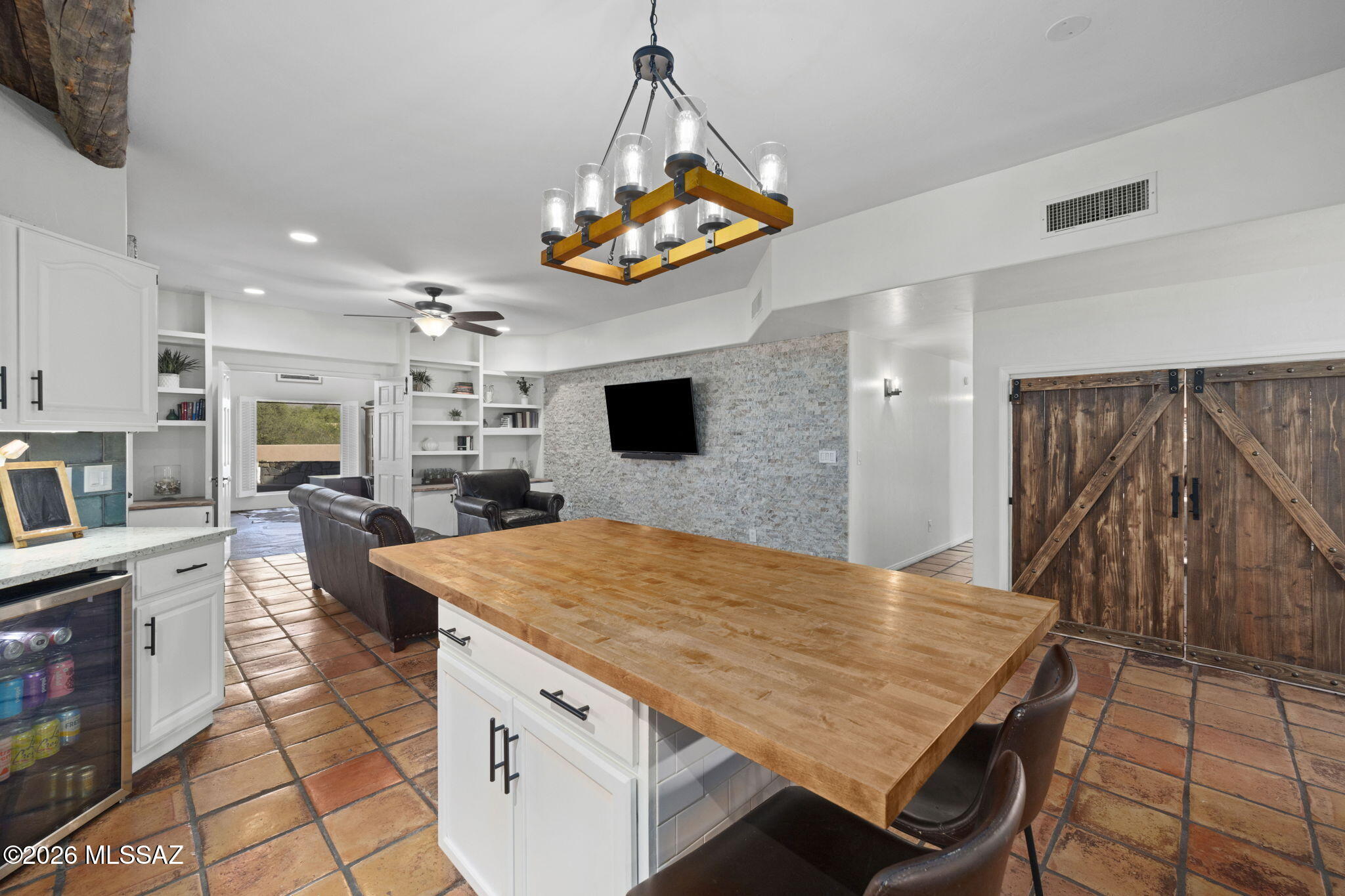 Loma De La Vista Verde (1-38) - Residential