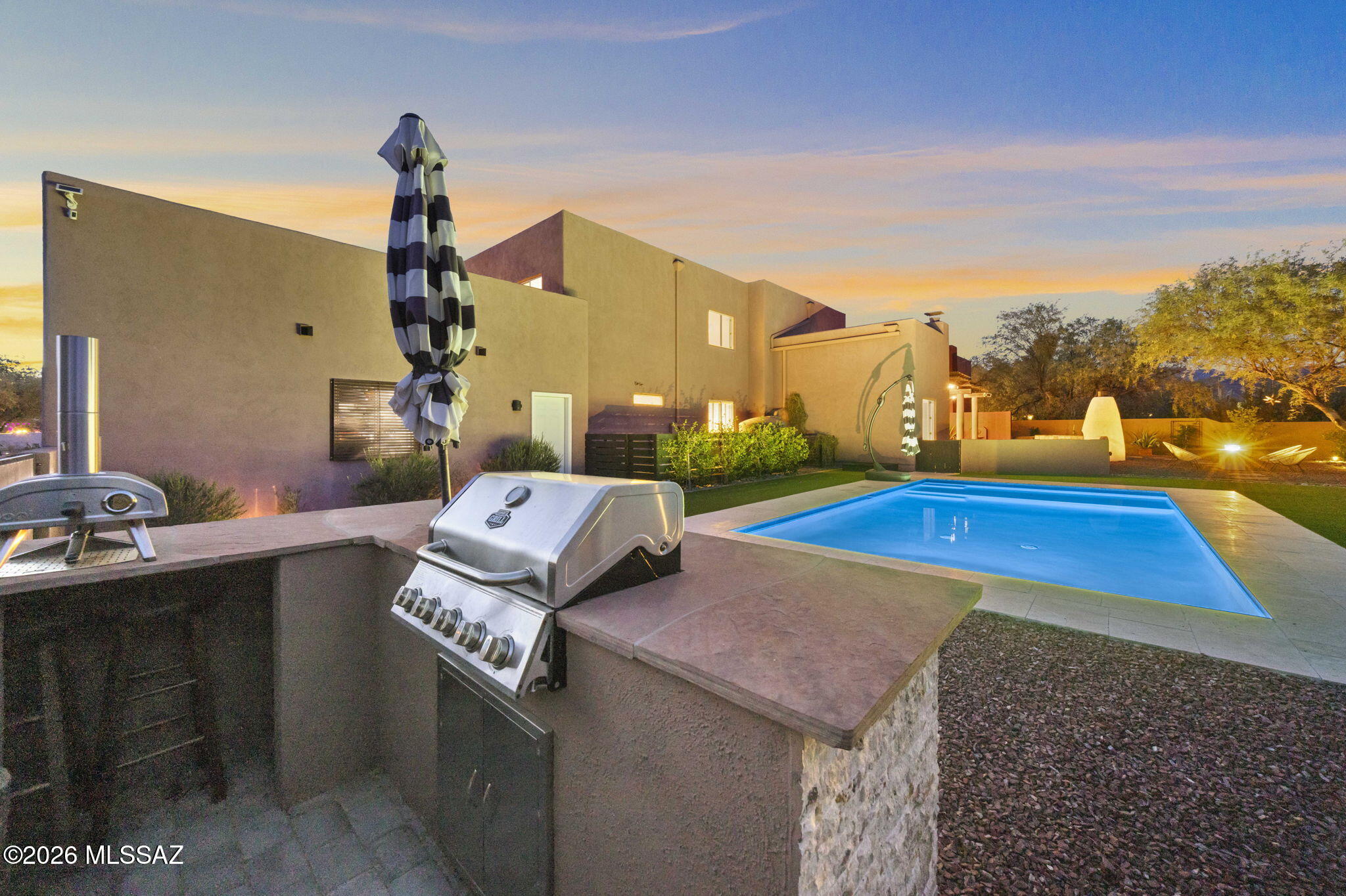 Loma De La Vista Verde (1-38) - Residential