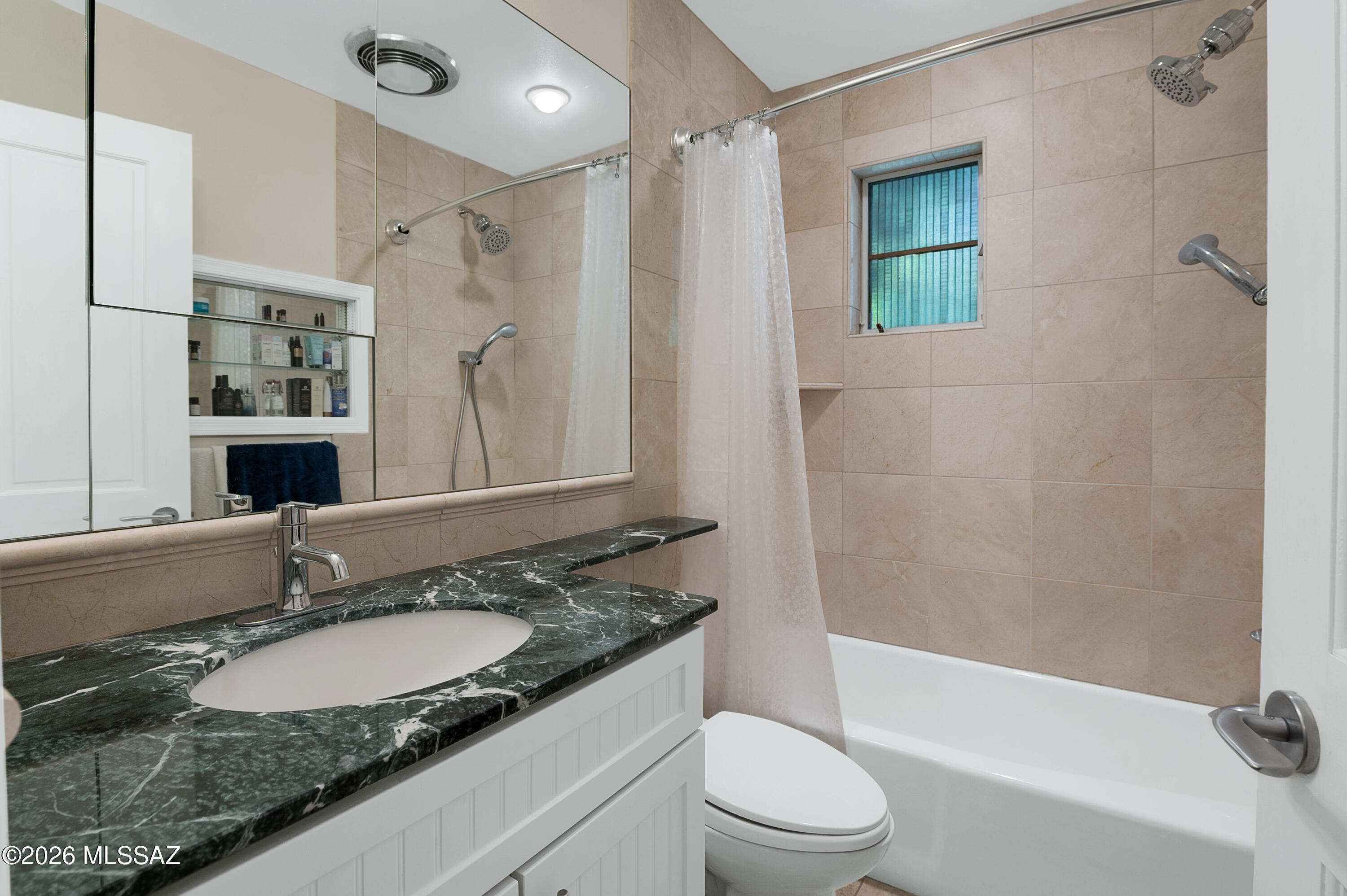 El Encanto Apartments - Residential