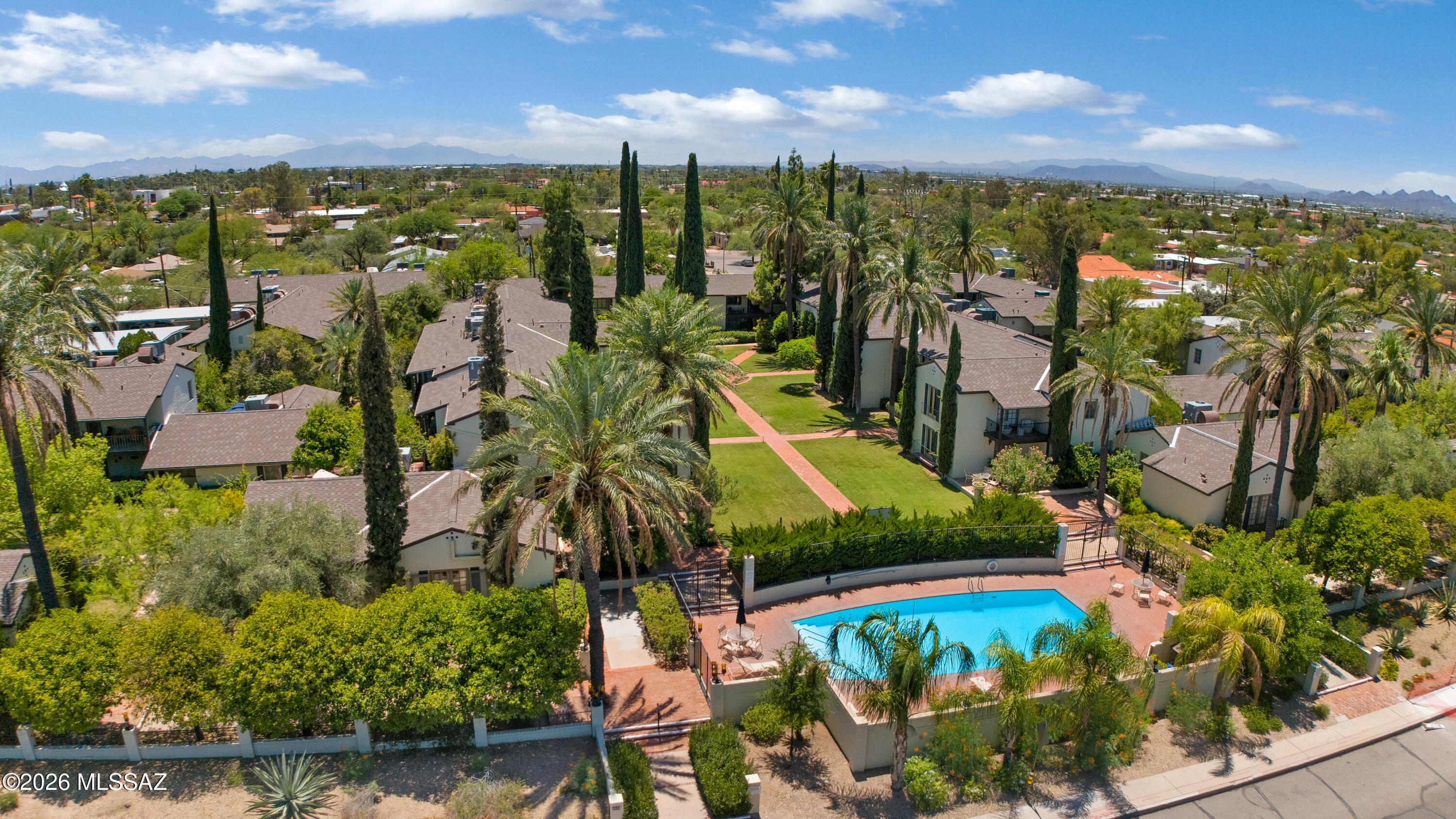 El Encanto Apartments - Residential