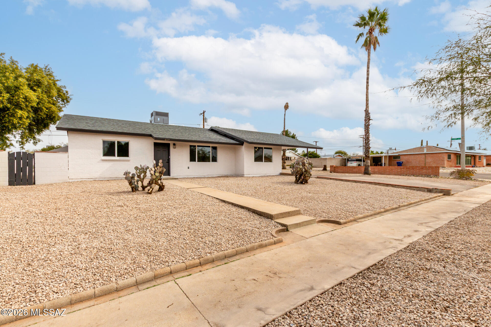 Manana Vista - Residential