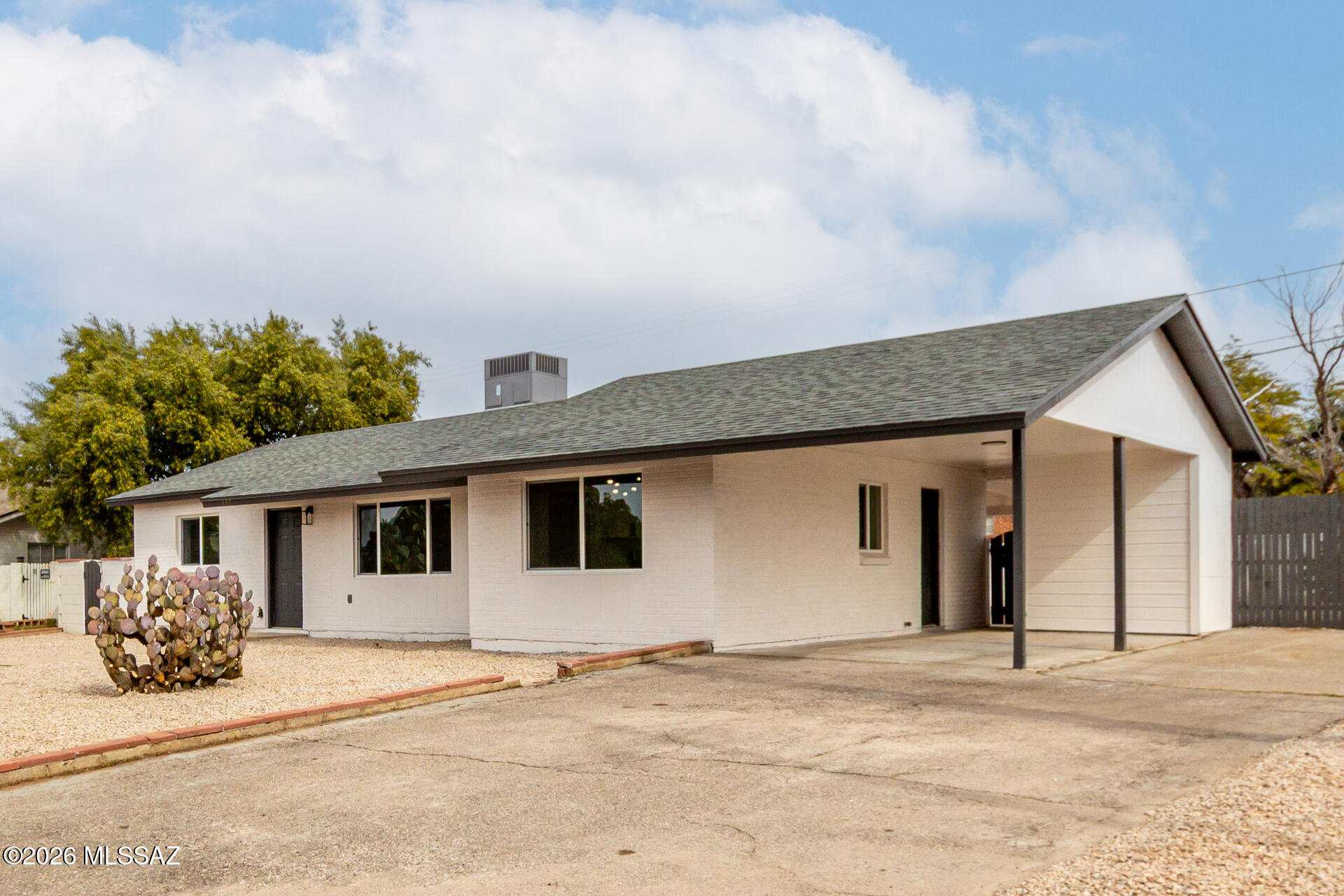Manana Vista - Residential