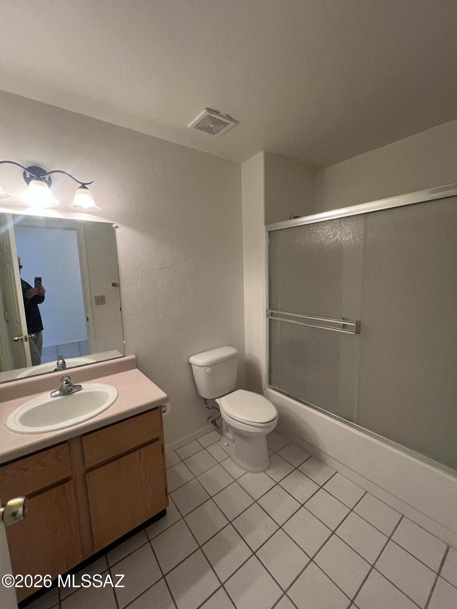 Kristina Place (1-20) - Residential Lease