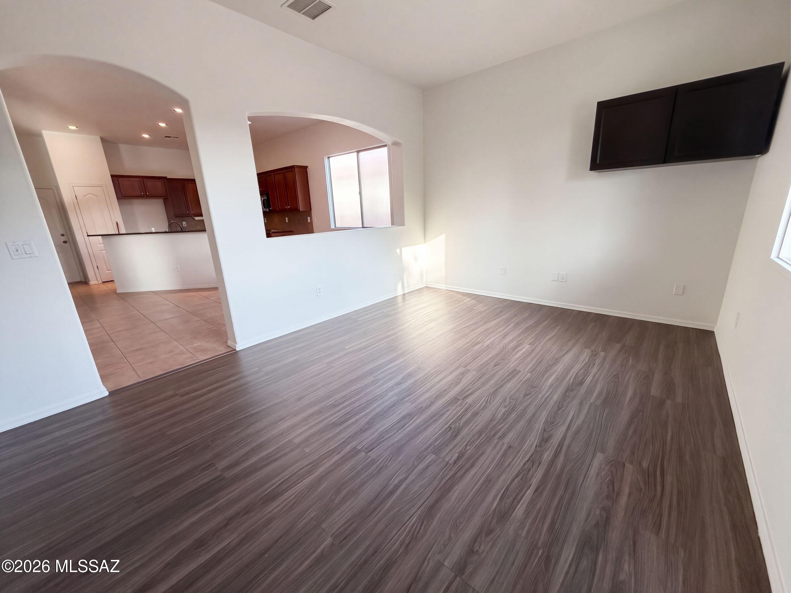 Amber Crest (1-123) - Residential