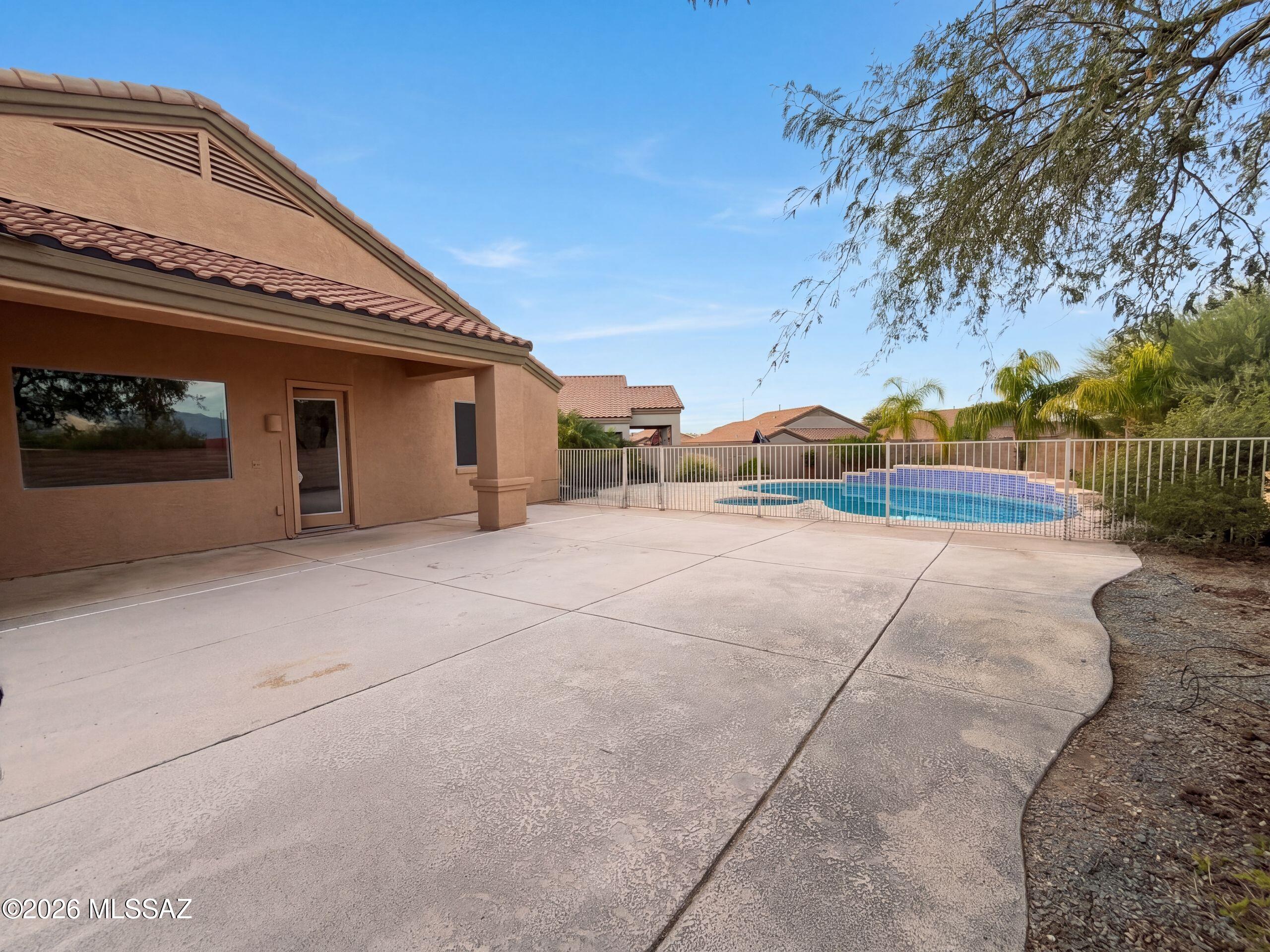 Amber Crest (1-123) - Residential