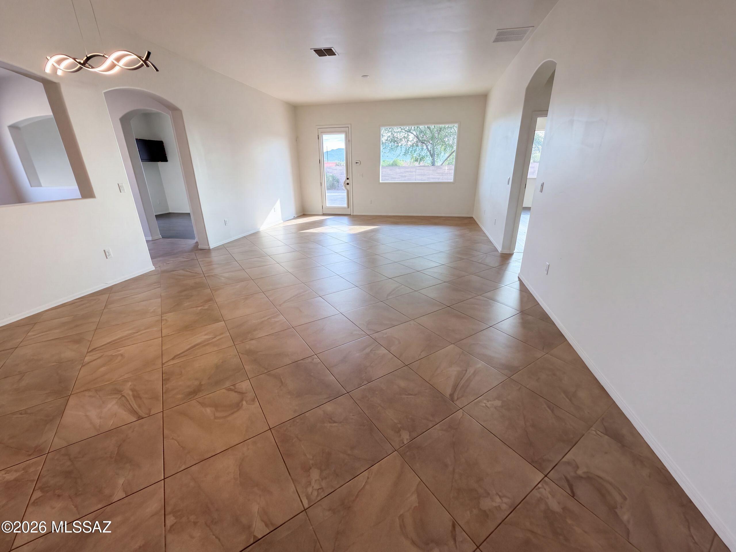 Amber Crest (1-123) - Residential