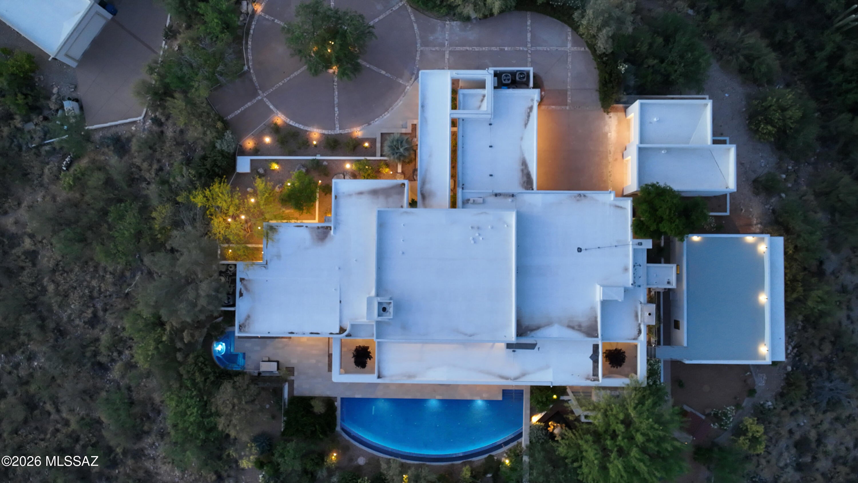 Finisterra (1-210) - Residential