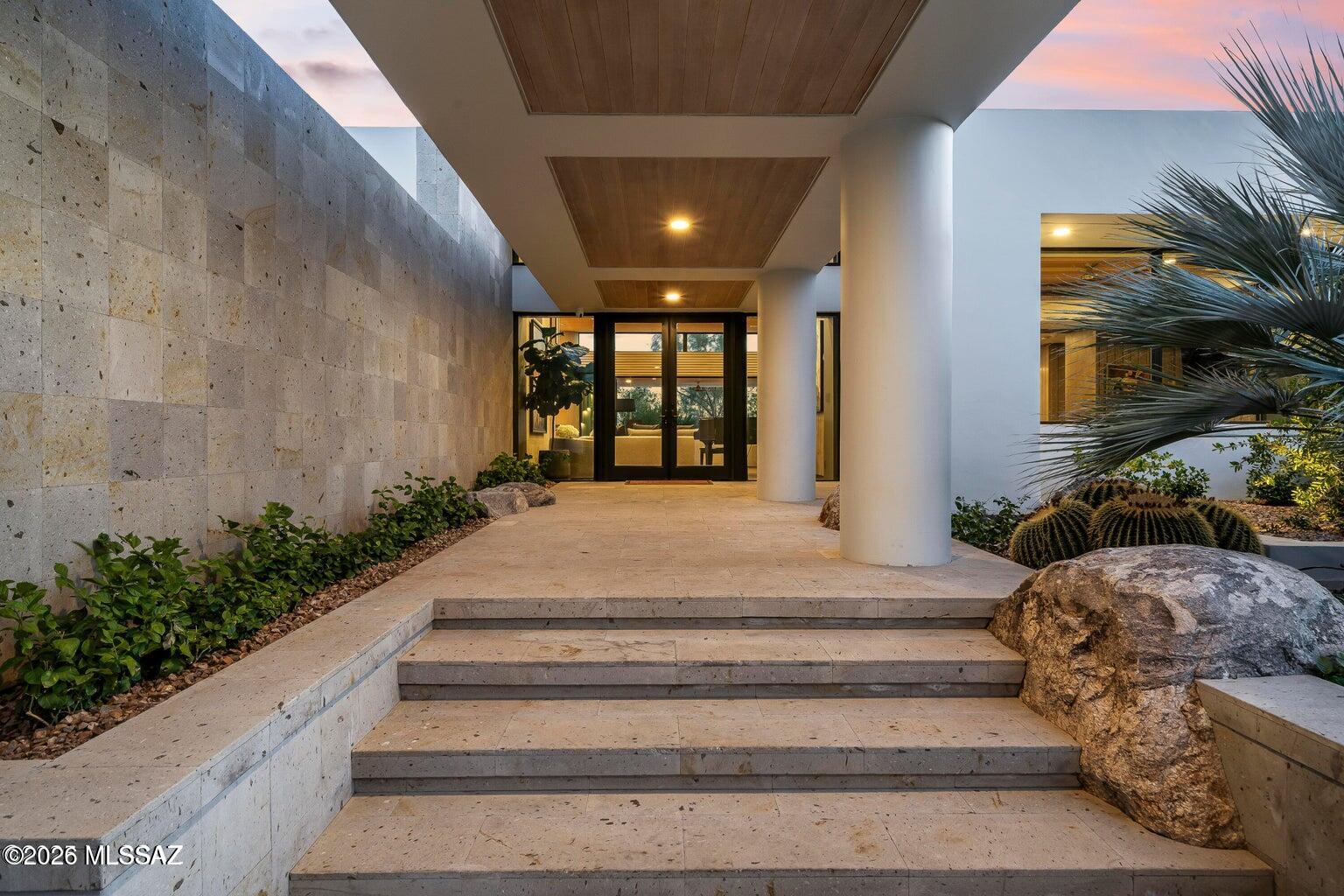 Finisterra (1-210) - Residential