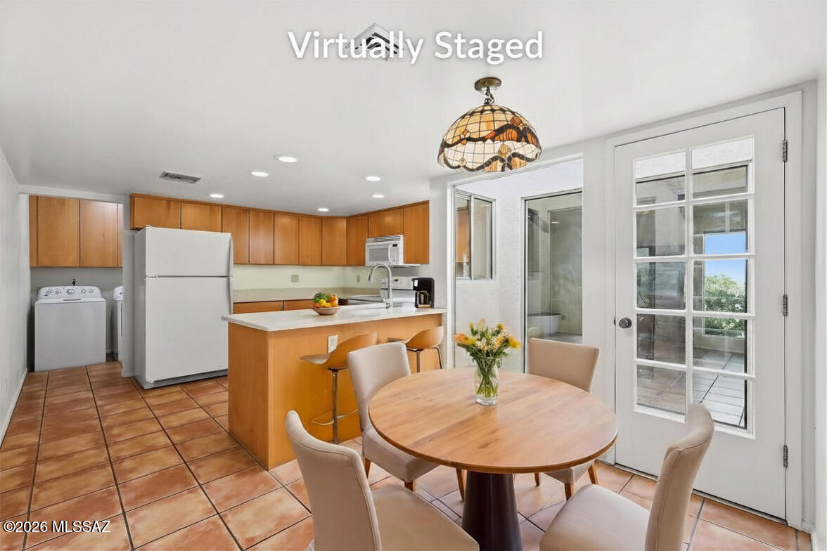Villa Del Rio (1-148) - Residential