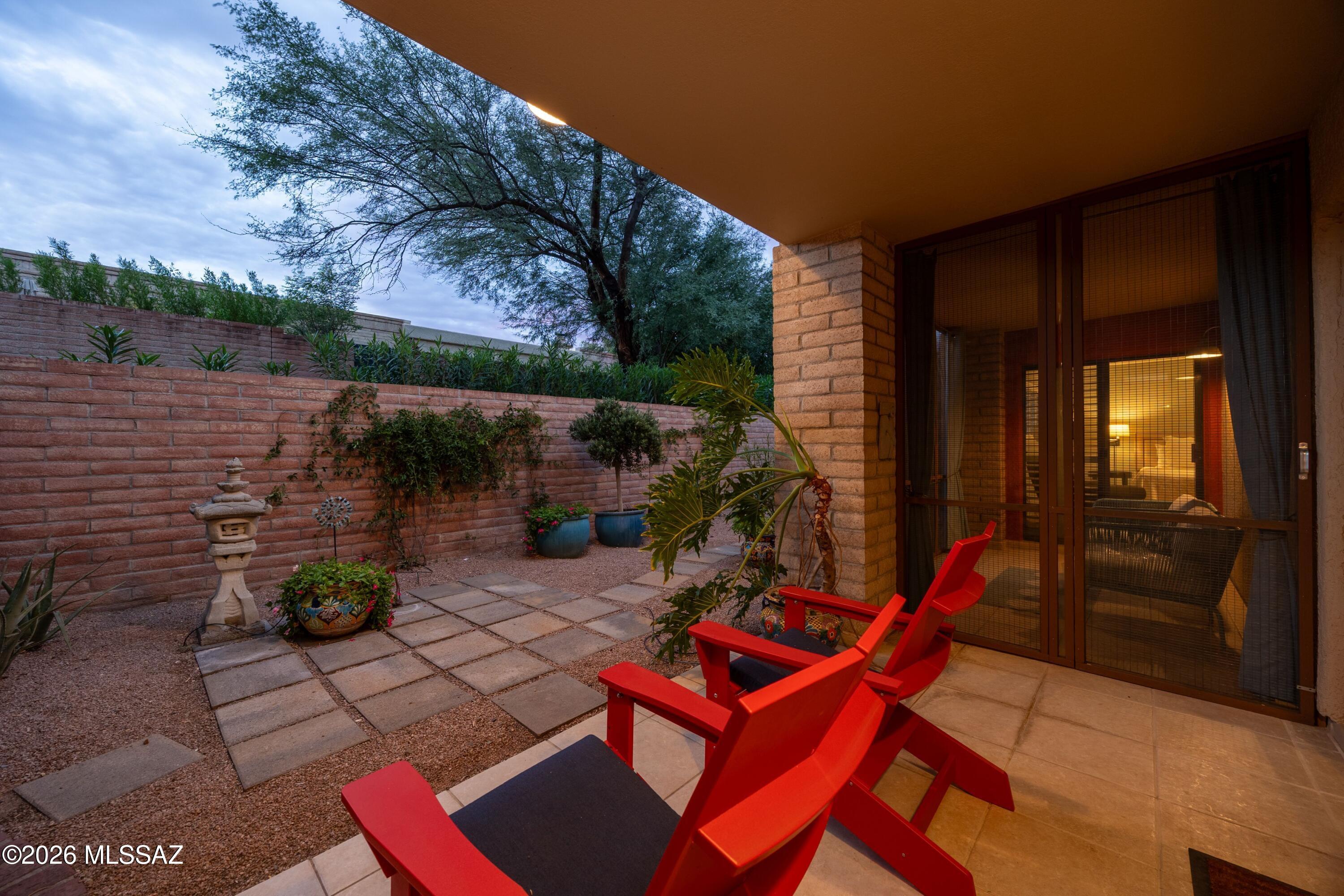 Riverbend - Sabino Canyon Road  (1-97) - Residential