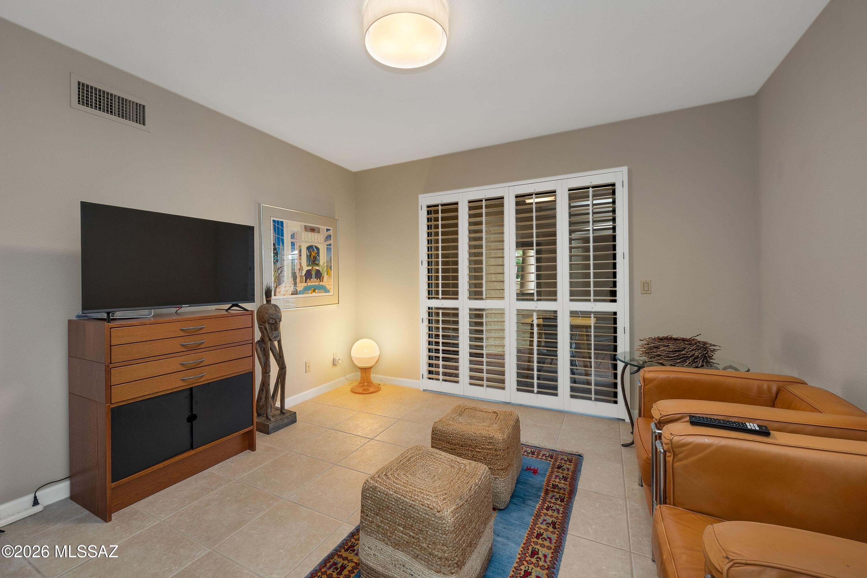 Riverbend - Sabino Canyon Road  (1-97) - Residential
