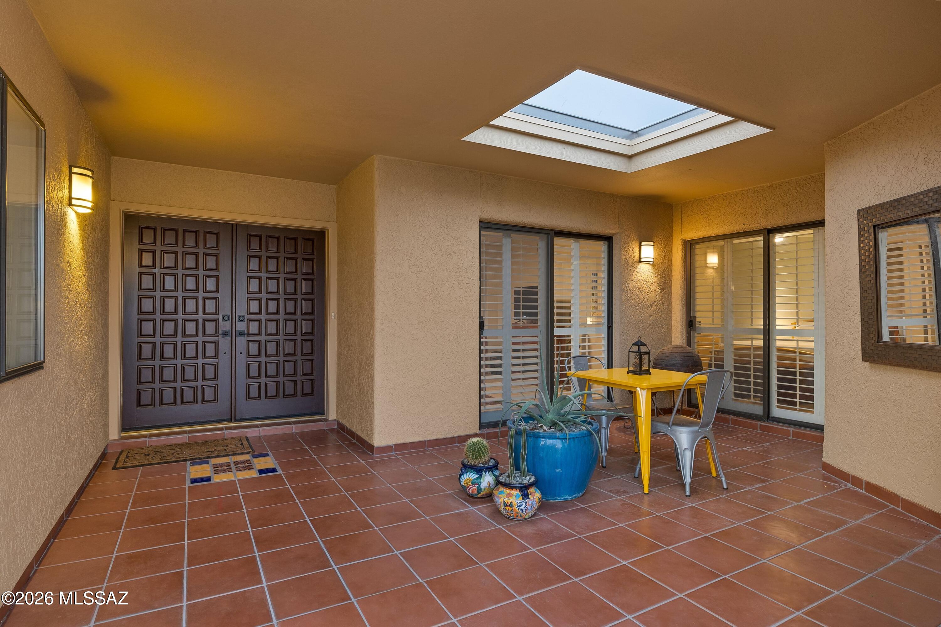Riverbend - Sabino Canyon Road  (1-97) - Residential