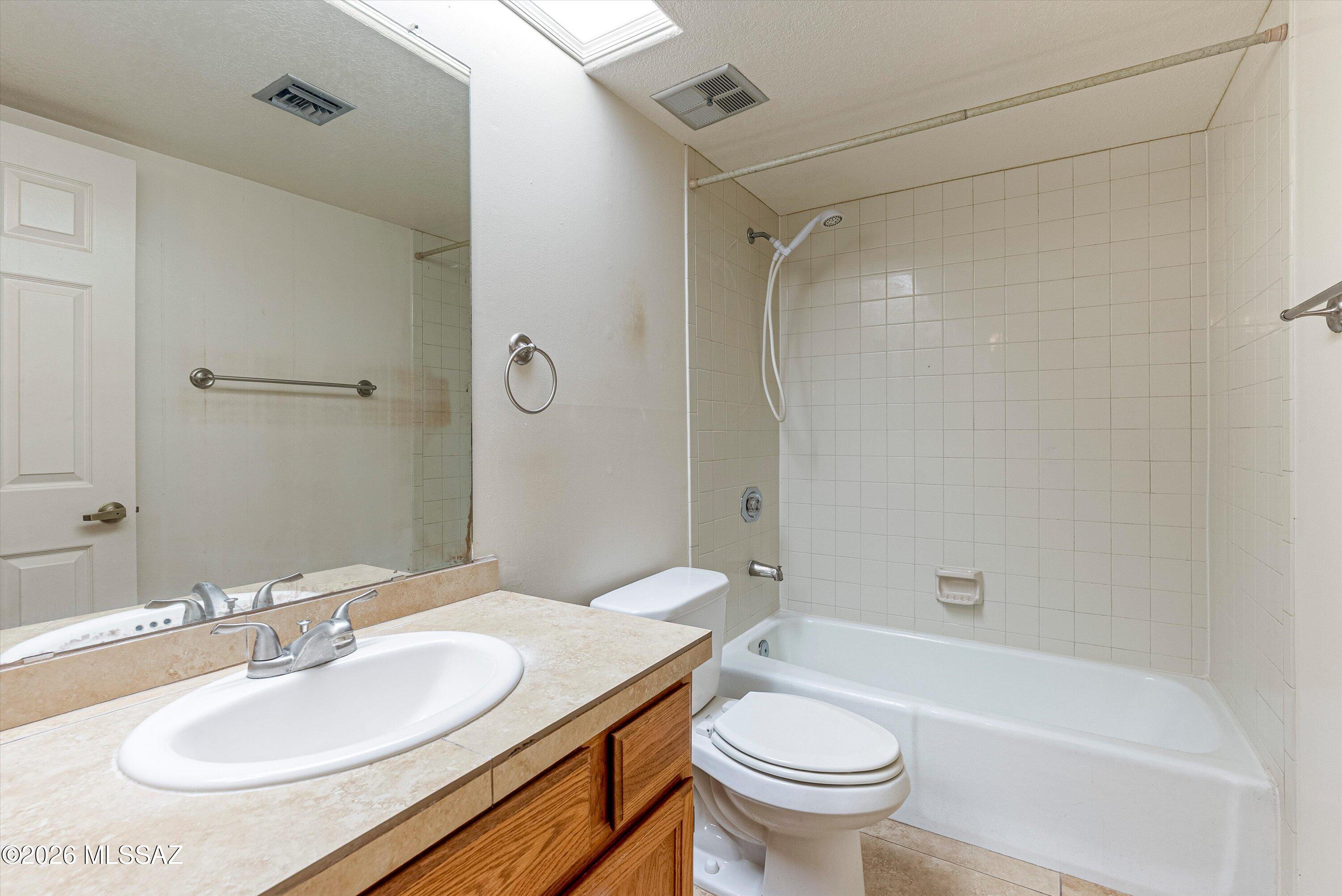 Ventana De Sabino North (1-127) - Residential