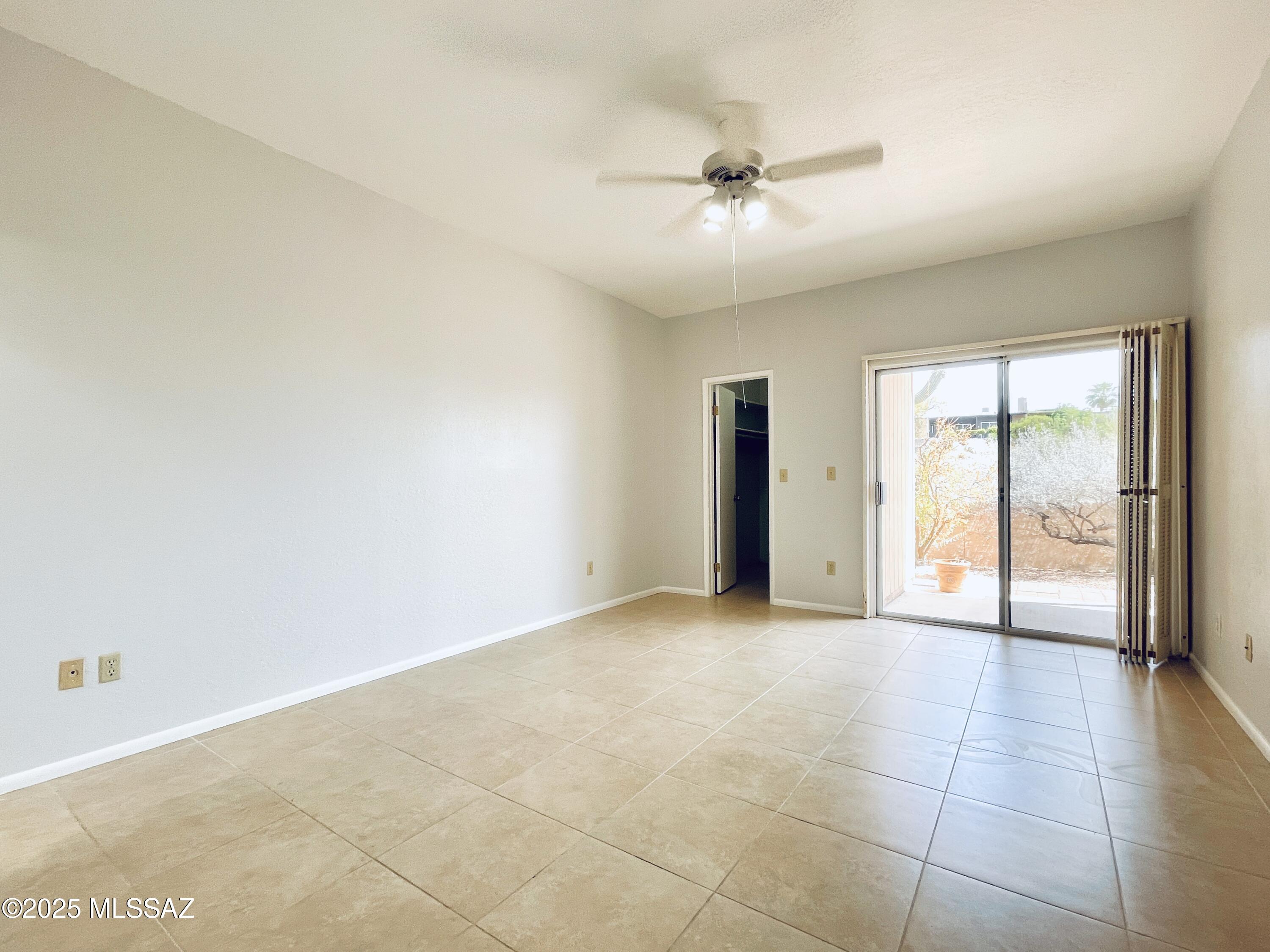 Viewpoint III (1-93) - Residential Lease