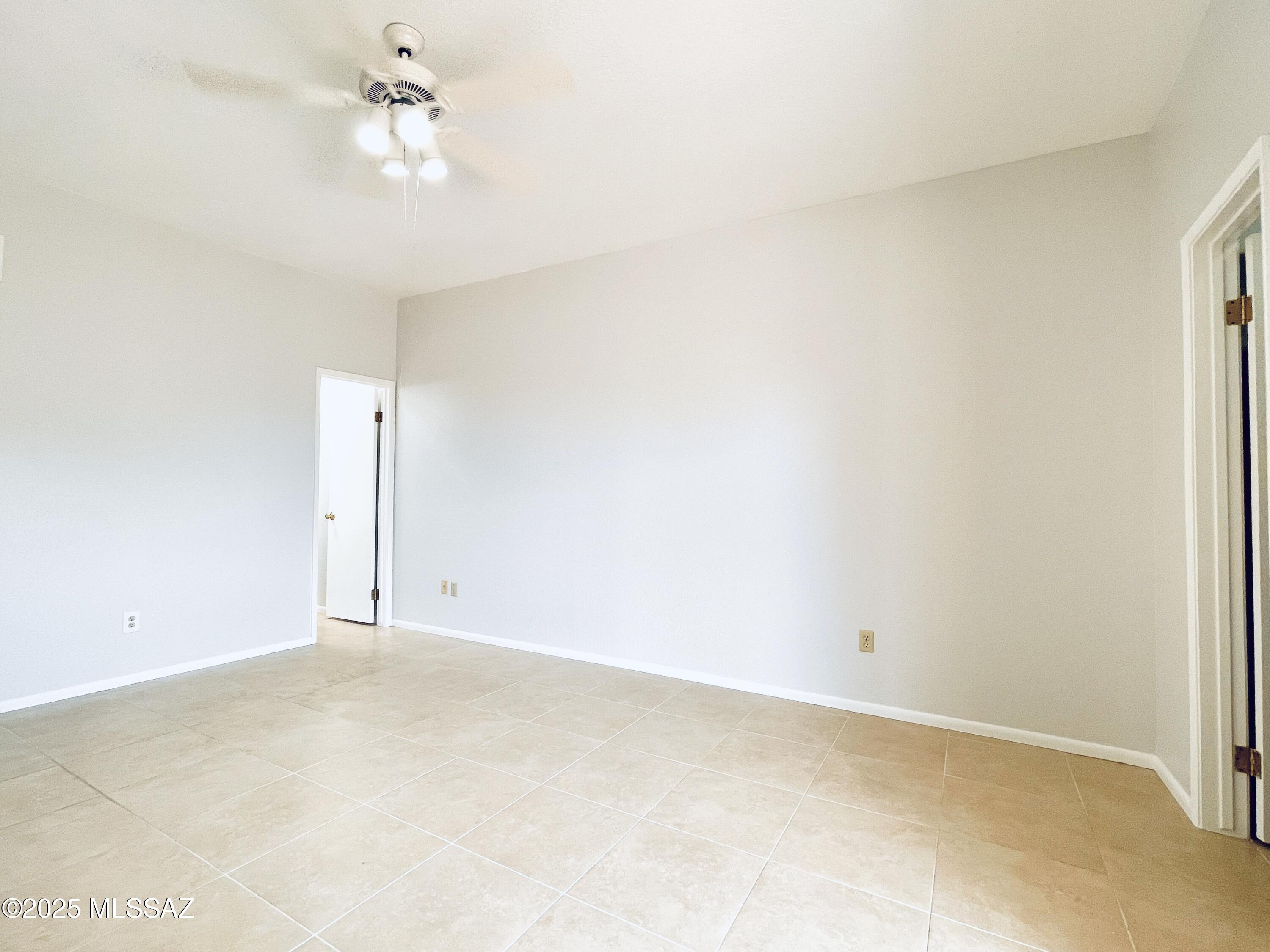 Viewpoint III (1-93) - Residential Lease