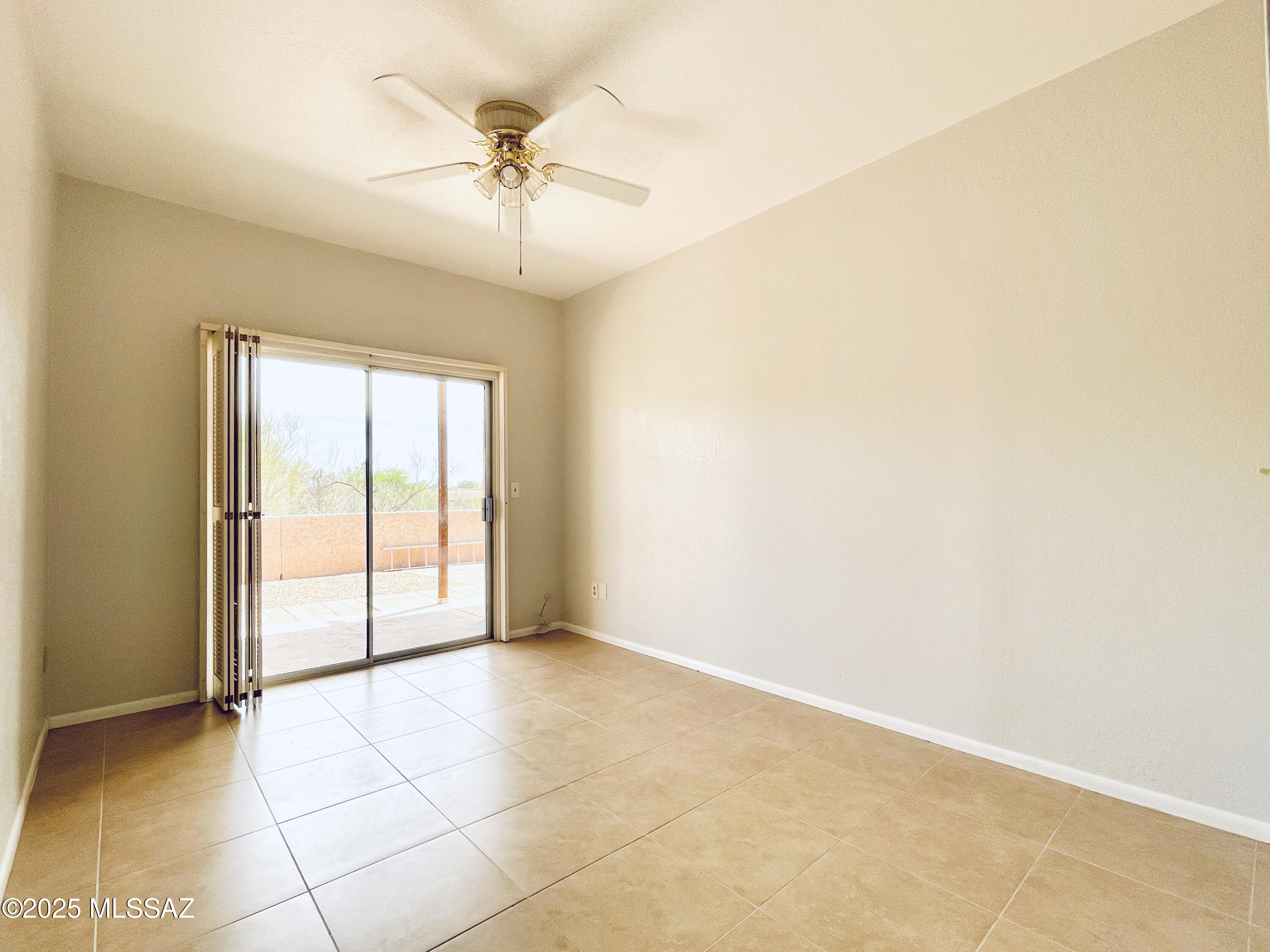 Viewpoint III (1-93) - Residential Lease