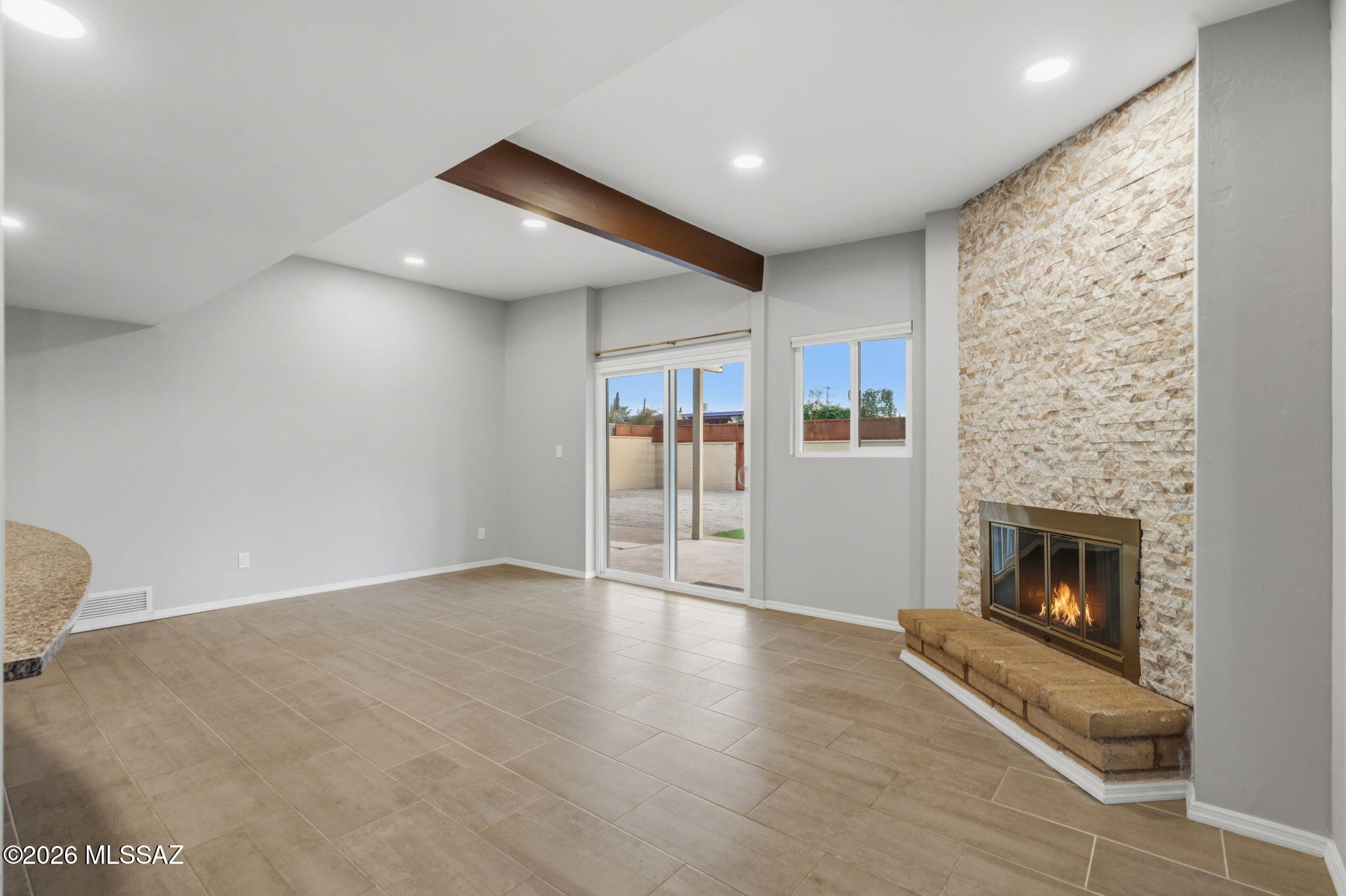 Verde Vista (101-122) - Residential