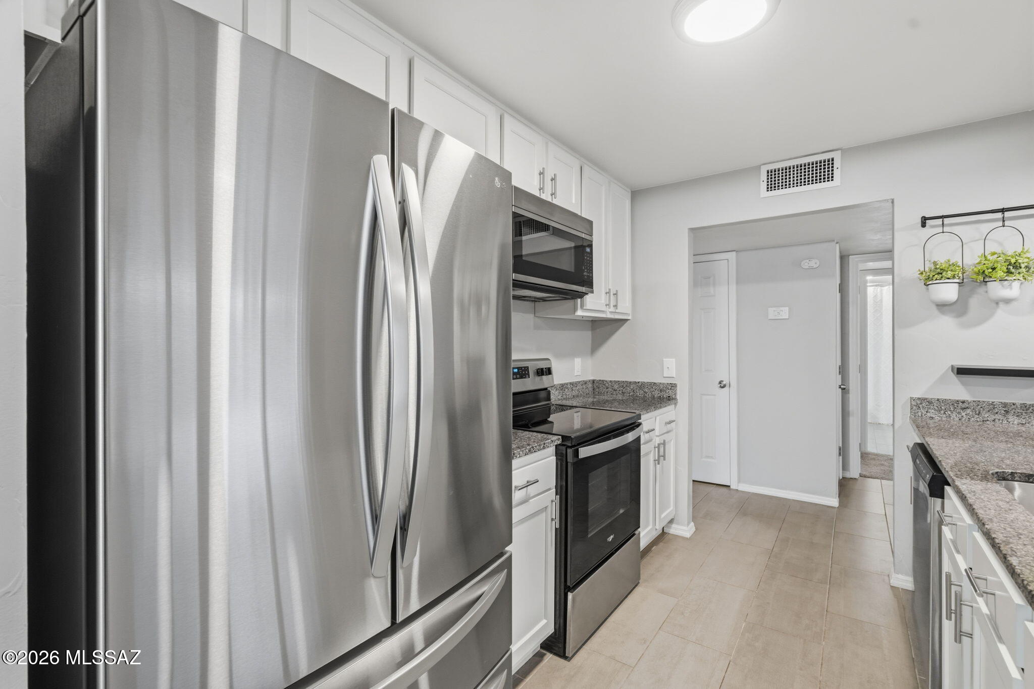 Verde Vista (101-122) - Residential