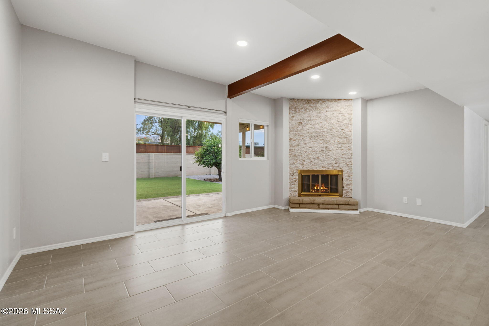 Verde Vista (101-122) - Residential