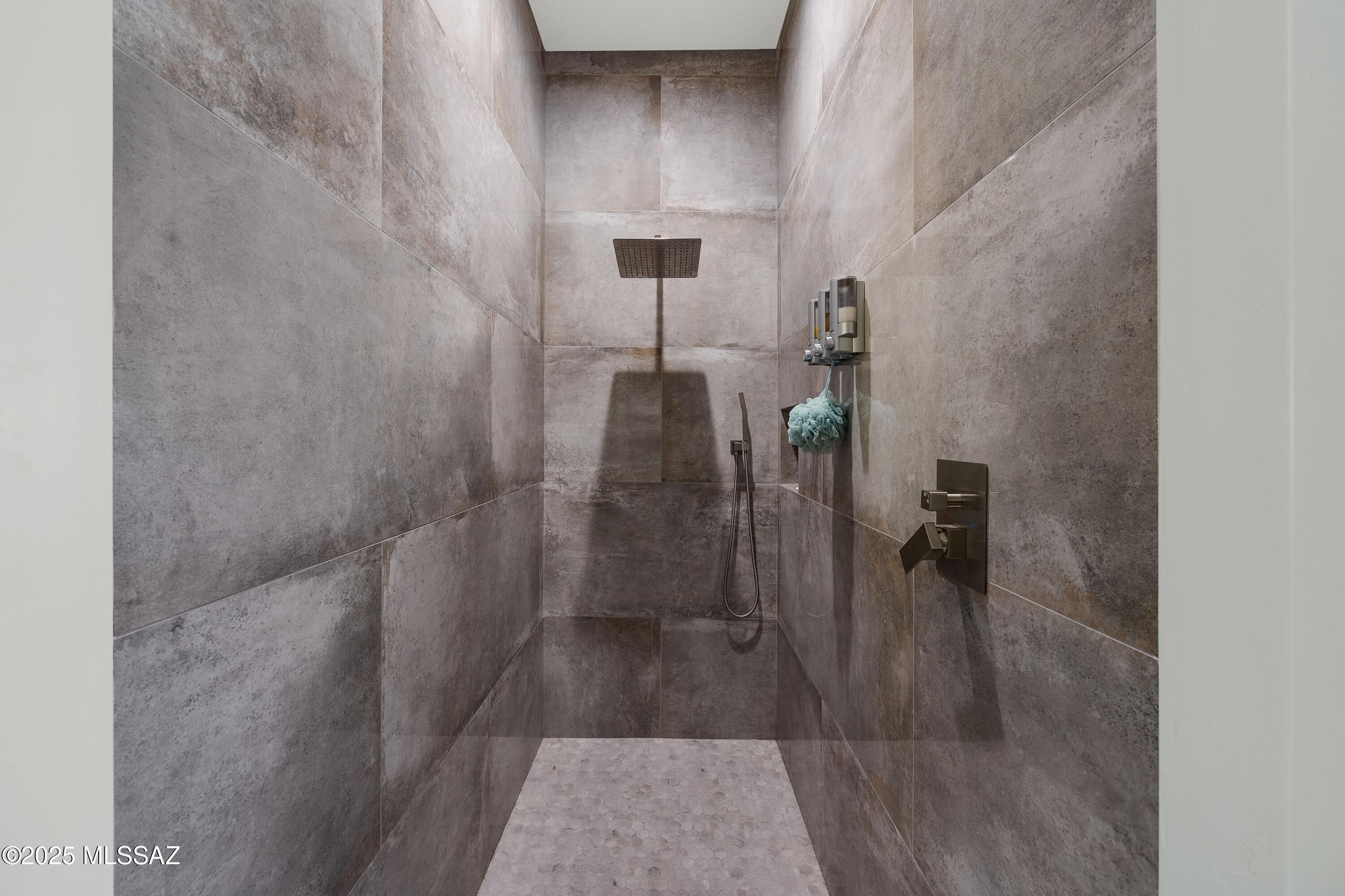 El Diamante Townhomes (1-15) - Residential