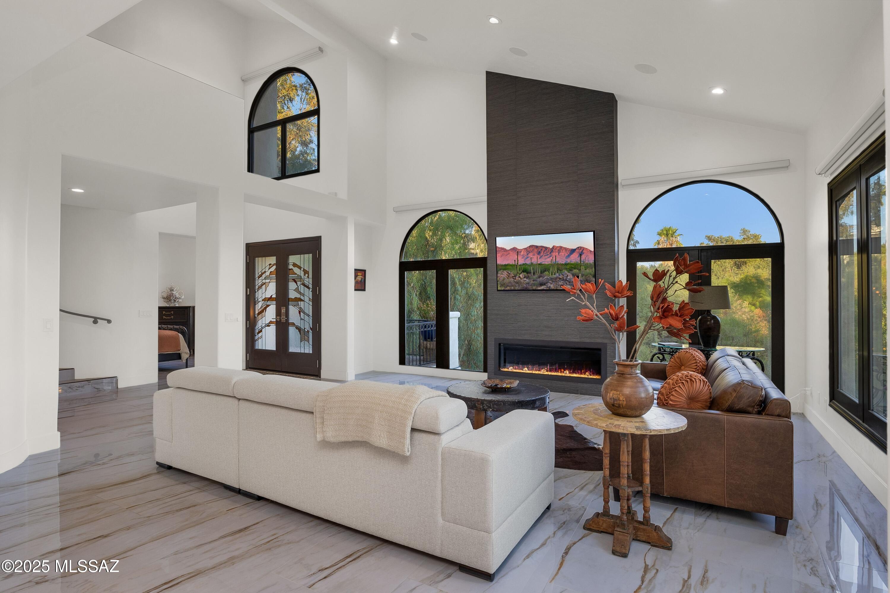 El Diamante Townhomes (1-15) - Residential