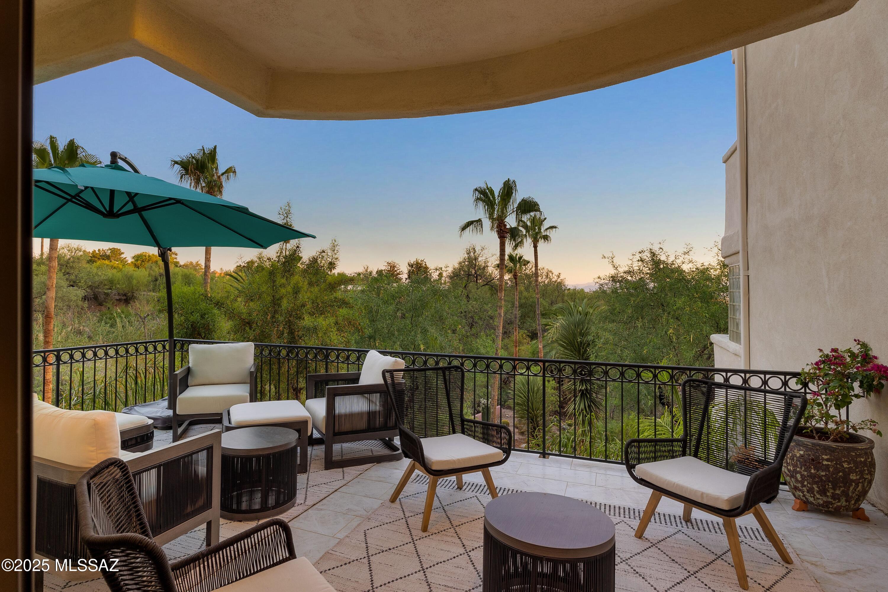 El Diamante Townhomes (1-15) - Residential
