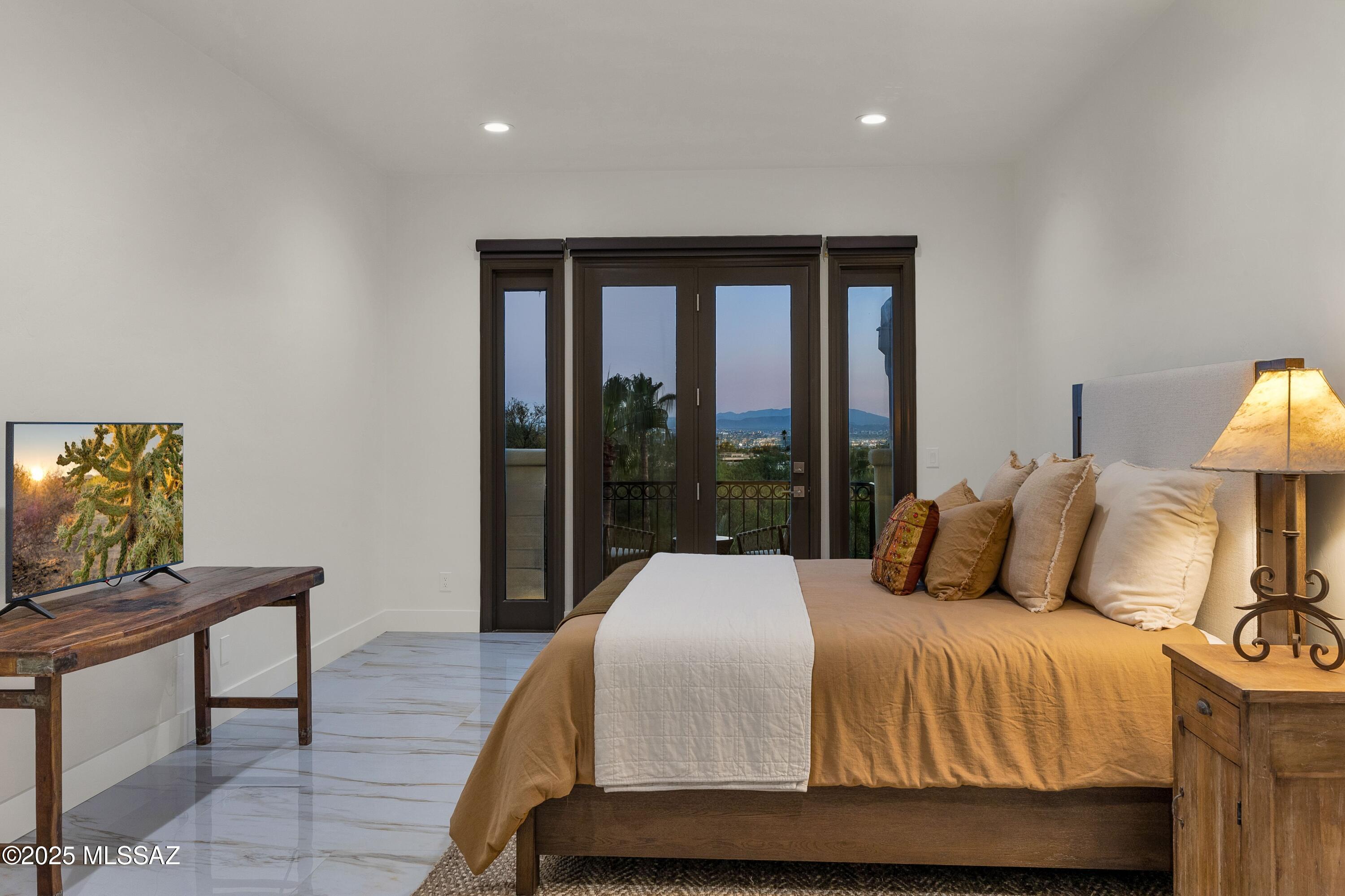 El Diamante Townhomes (1-15) - Residential