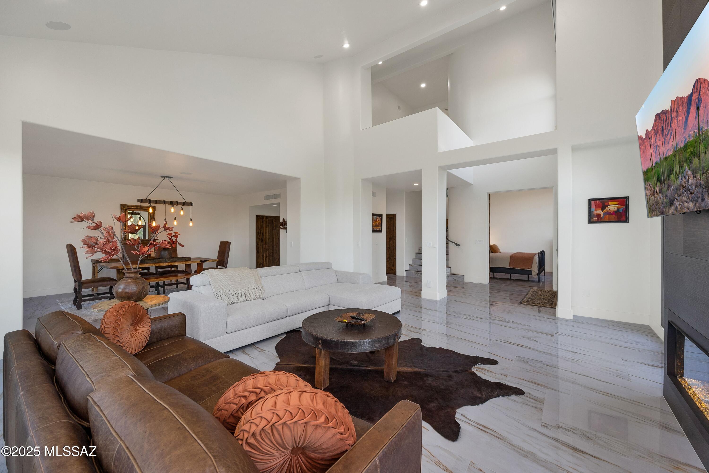 El Diamante Townhomes (1-15) - Residential
