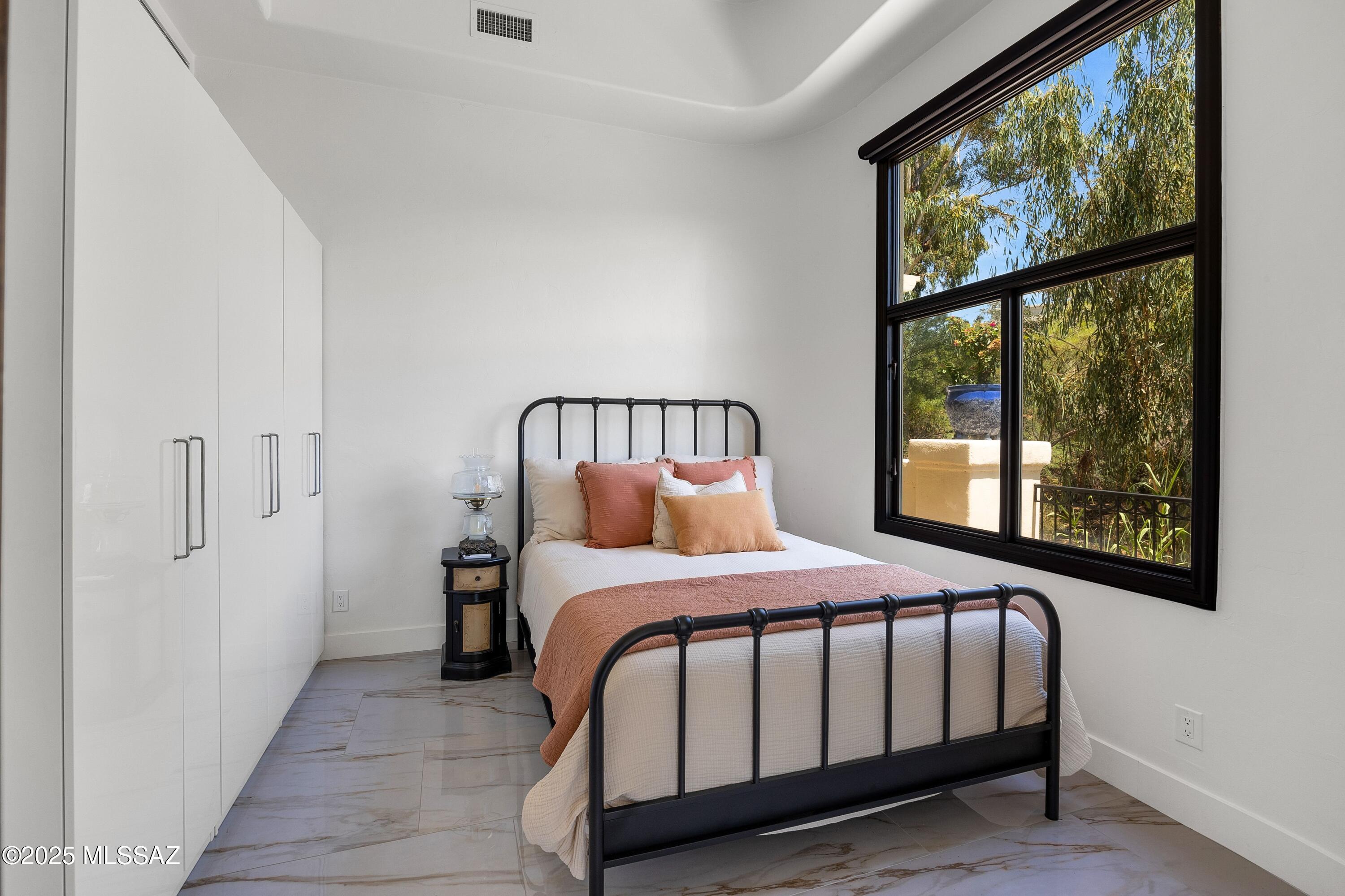El Diamante Townhomes (1-15) - Residential