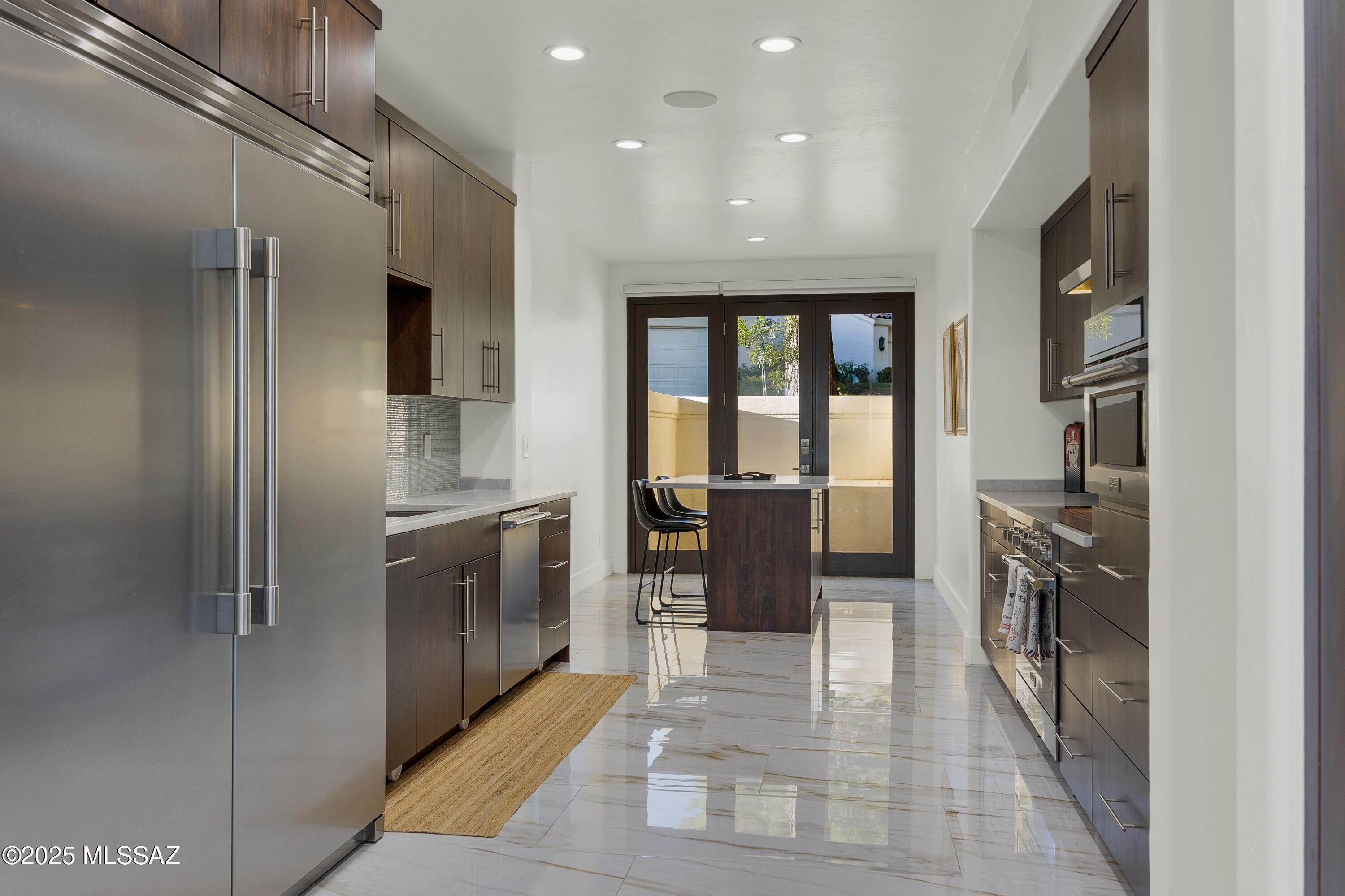 El Diamante Townhomes (1-15) - Residential
